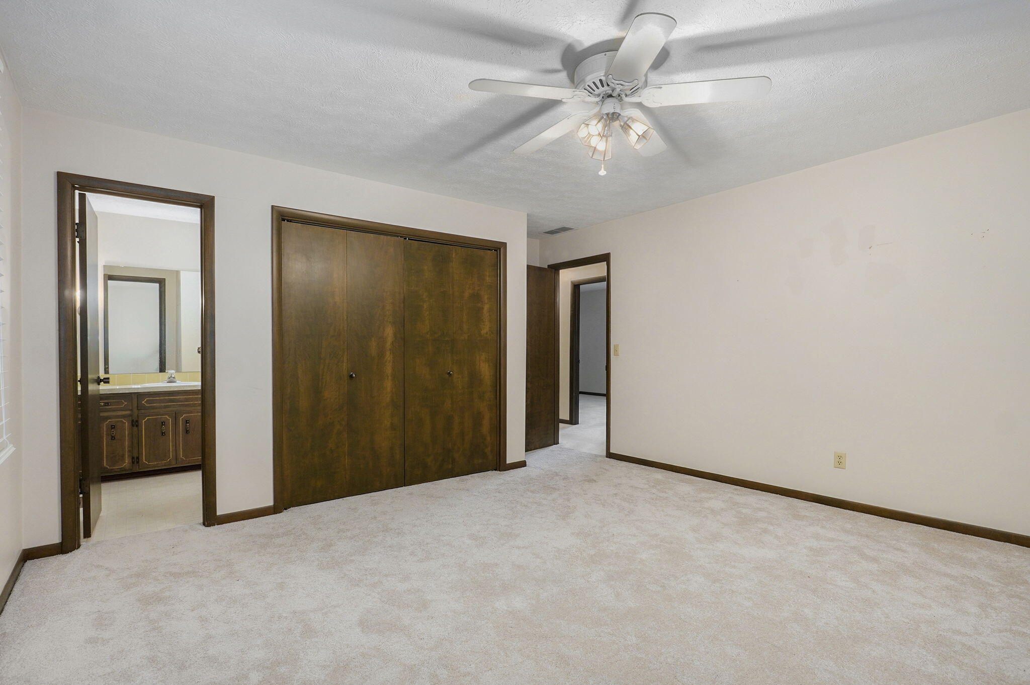 3520 East Carol Drive Property Photo 20