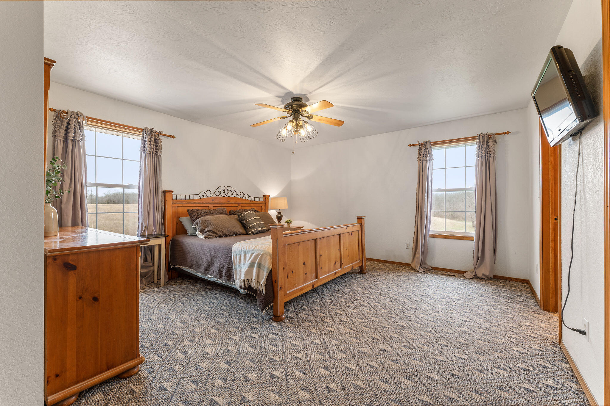 2131 Redoak Road Property Photo 12