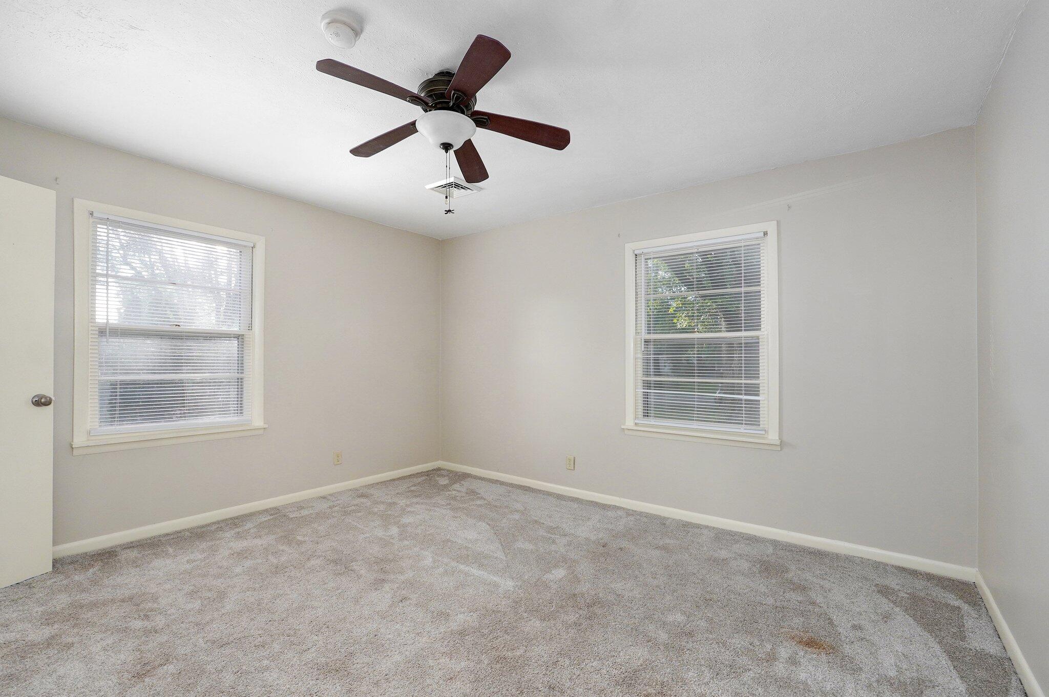 412 East Wayland Street Property Photo 25