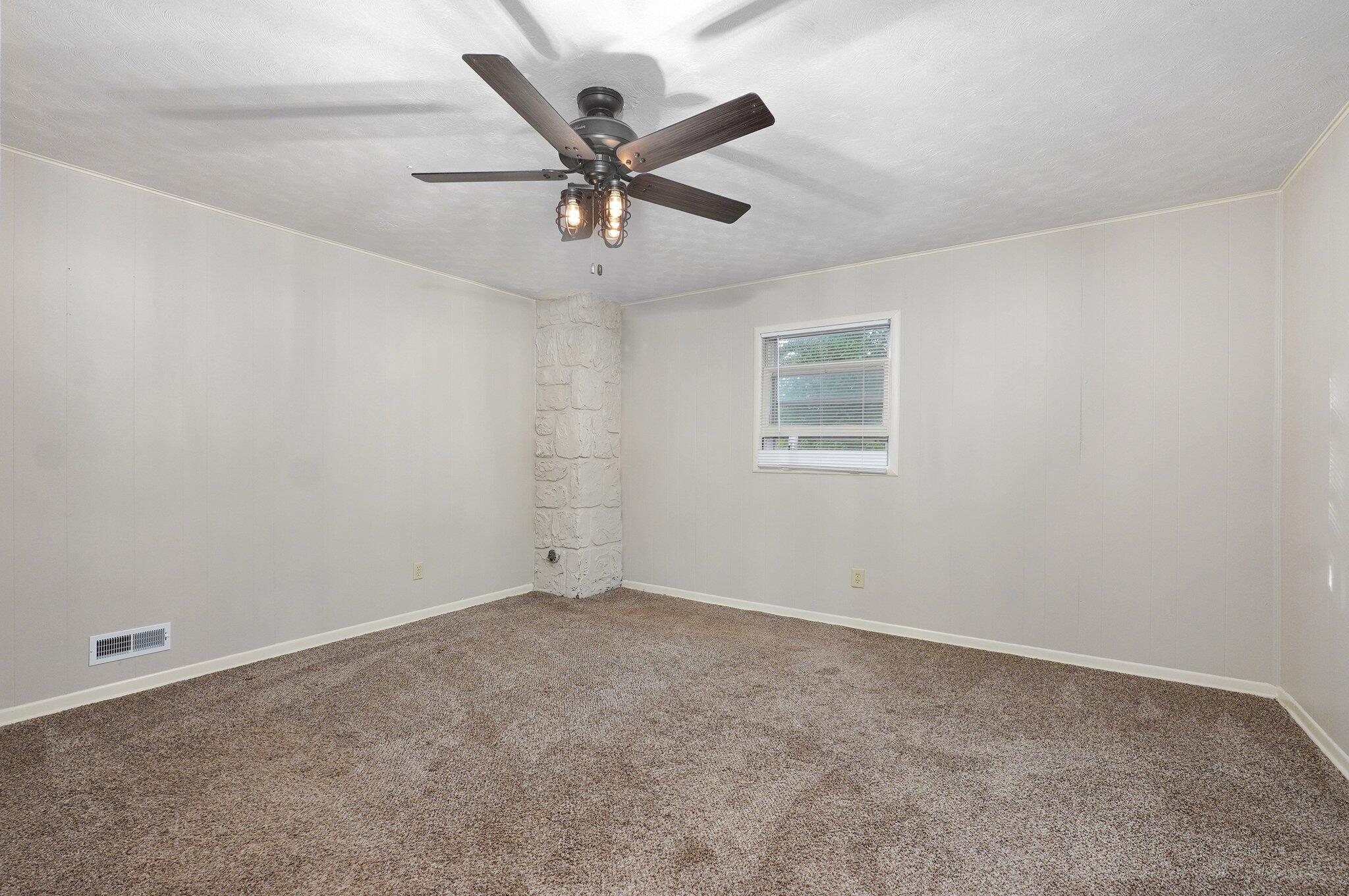 412 East Wayland Street Property Photo 33