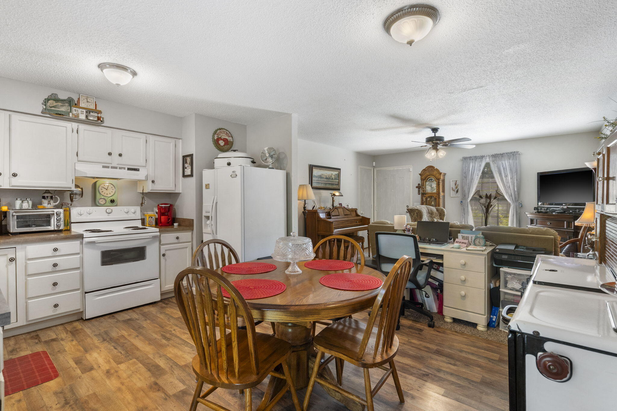 309 Frank Street Property Photo 12