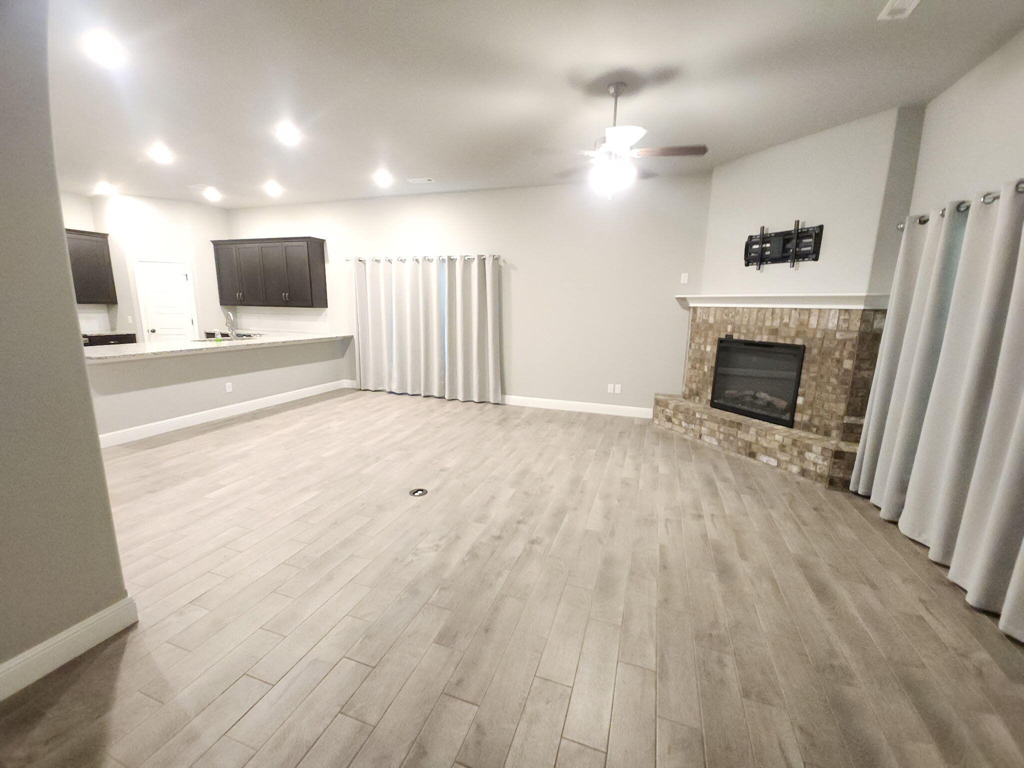 2122 Timber Crest Drive Property Photo 13