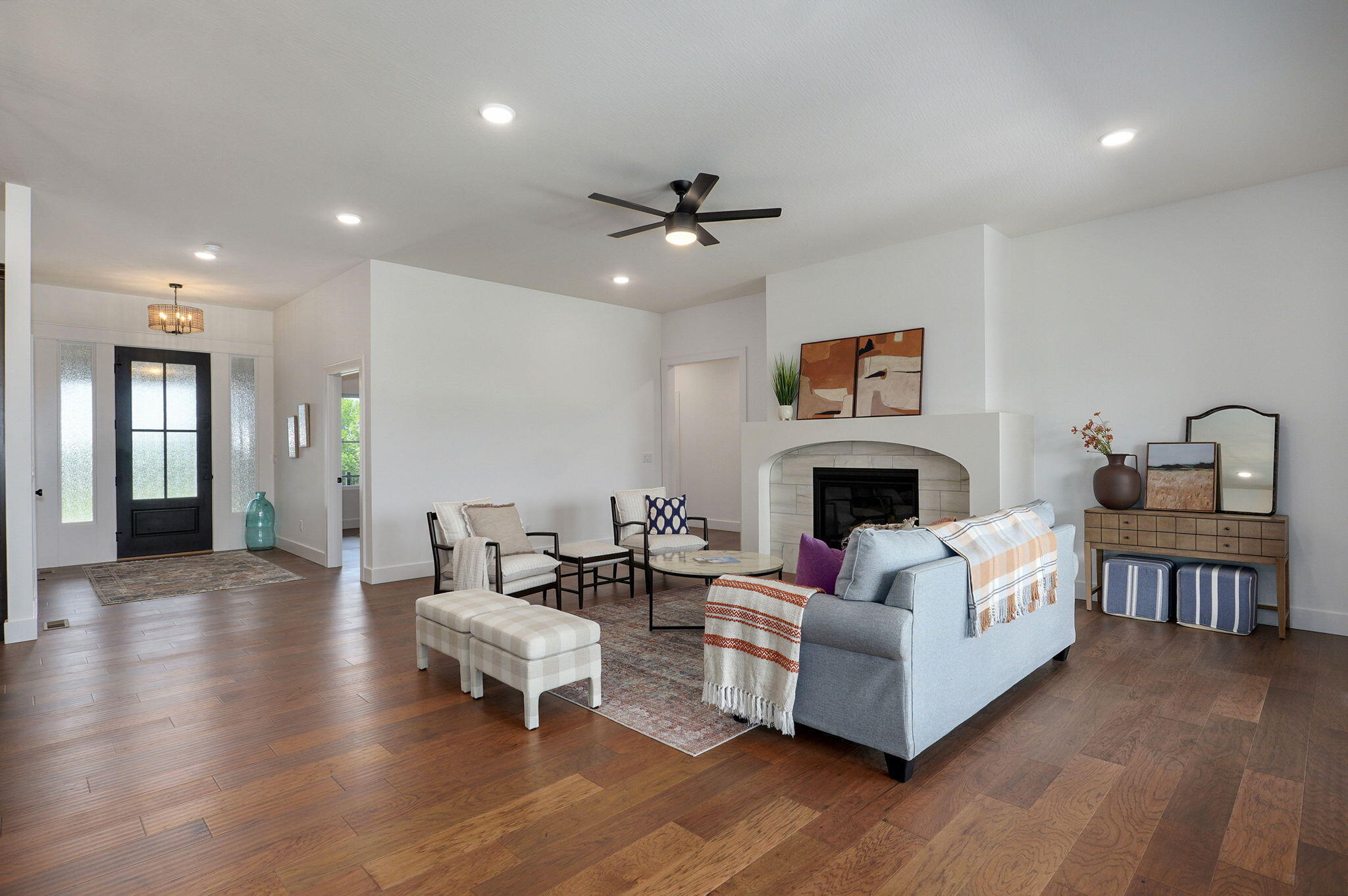 1756 North Marlowe Avenue Property Photo 8