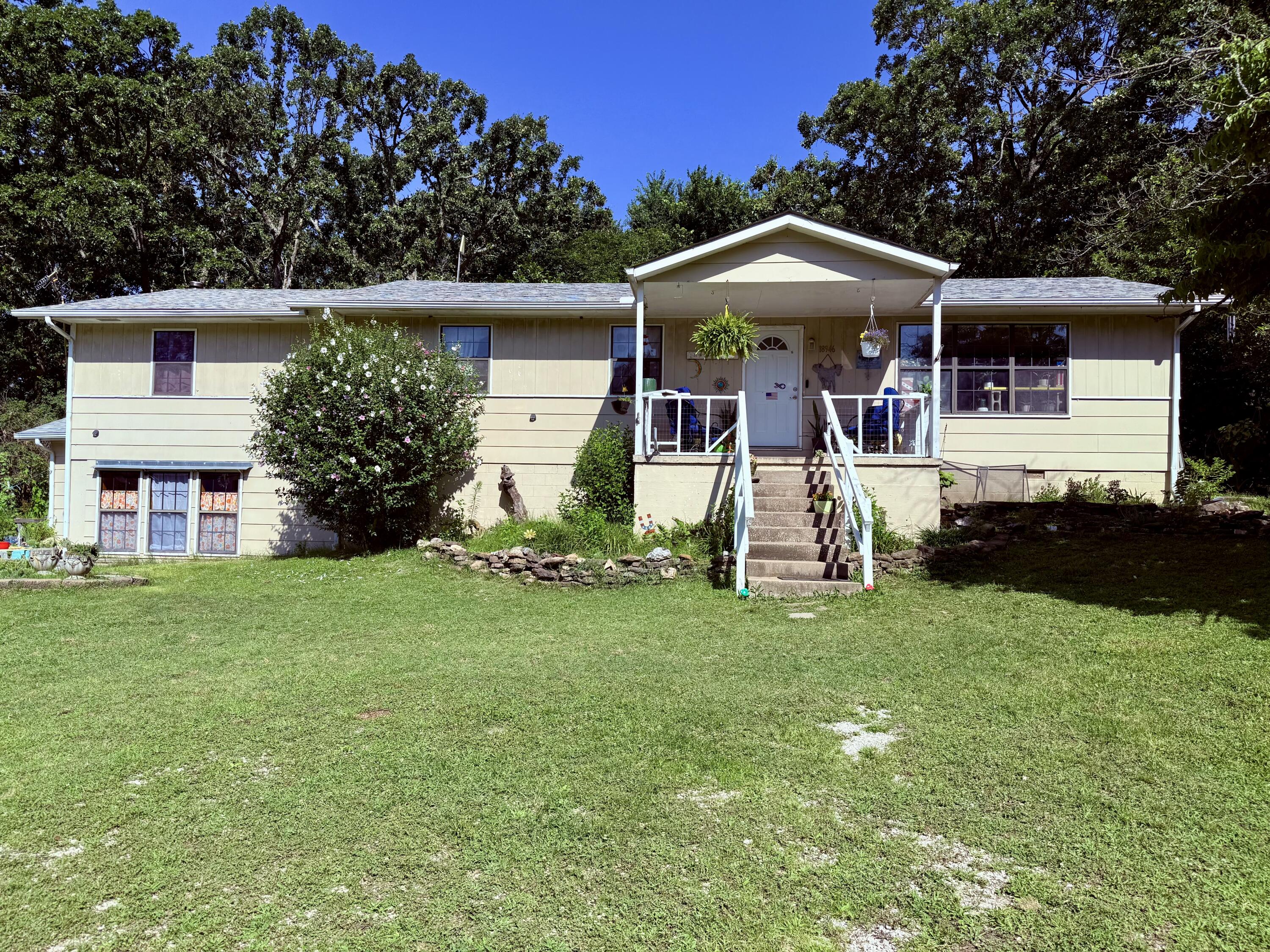 18946 Noland Lane Property Photo 1