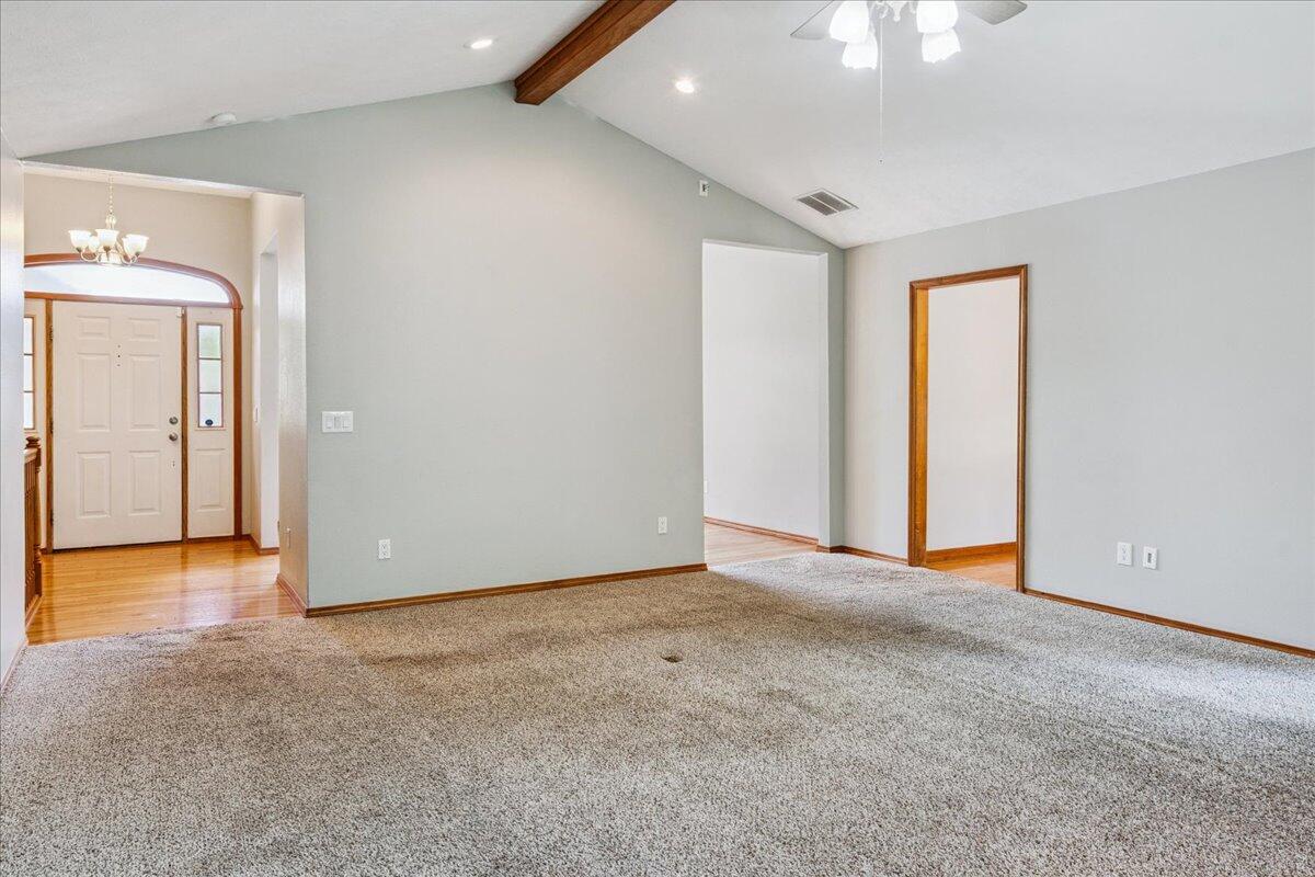 3057 South Suburban Avenue Property Photo 8
