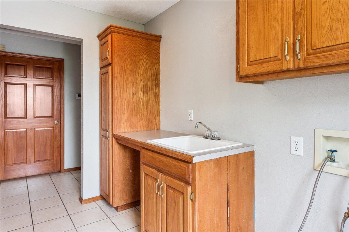 3057 South Suburban Avenue Property Photo 19