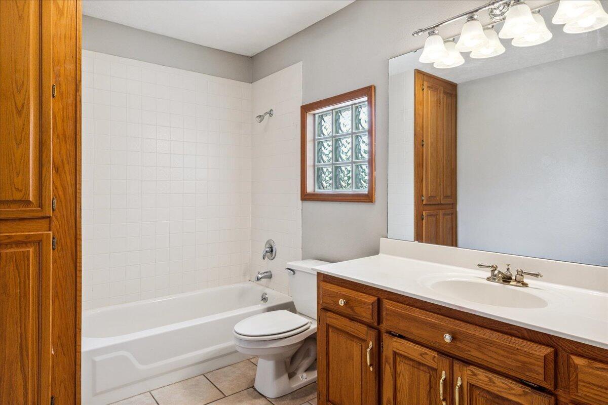 3057 South Suburban Avenue Property Photo 29