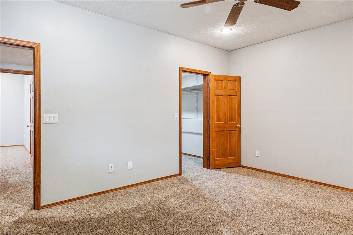 3057 South Suburban Avenue Property Photo 36