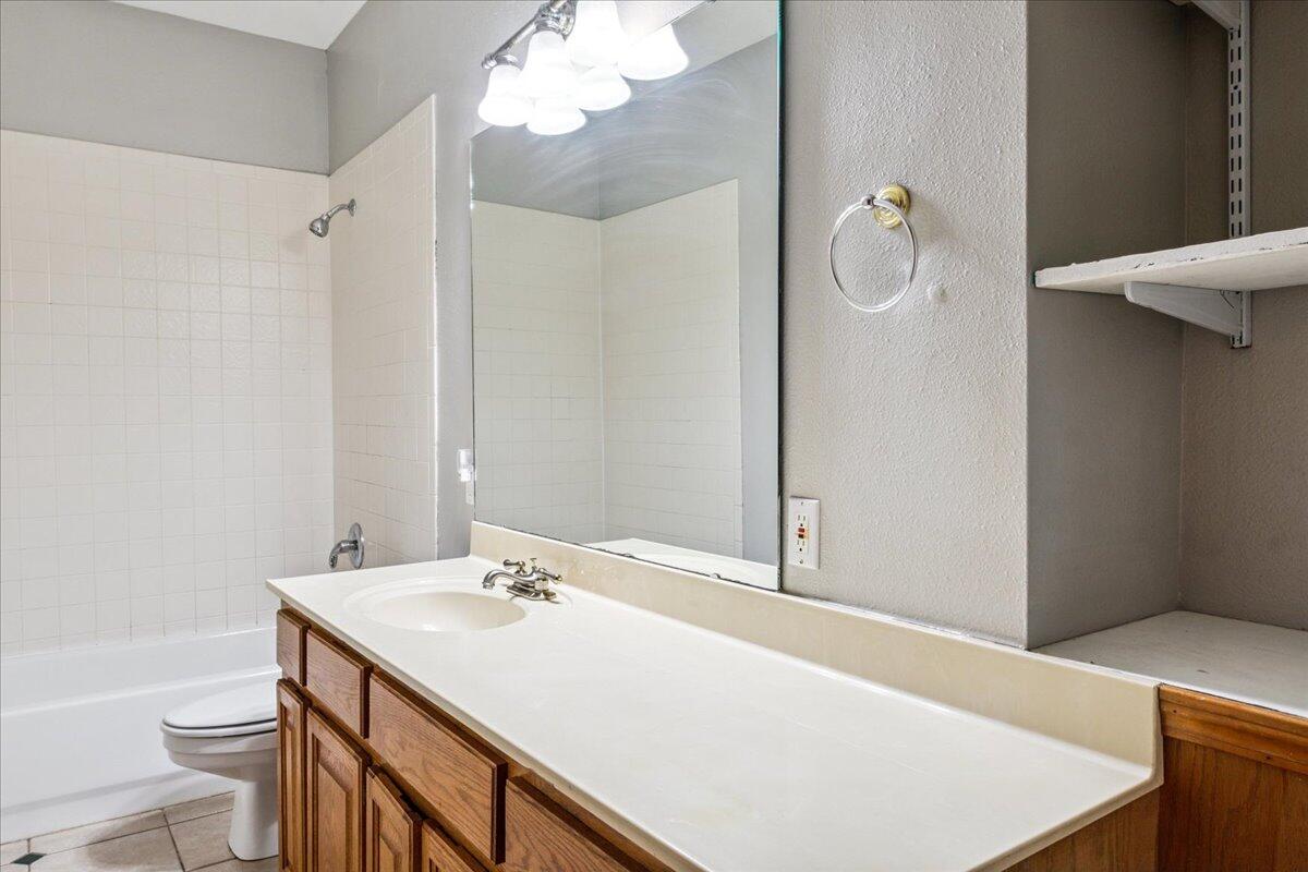 3057 South Suburban Avenue Property Photo 38