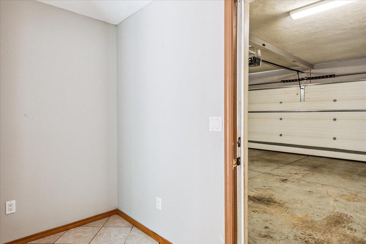 3057 South Suburban Avenue Property Photo 40
