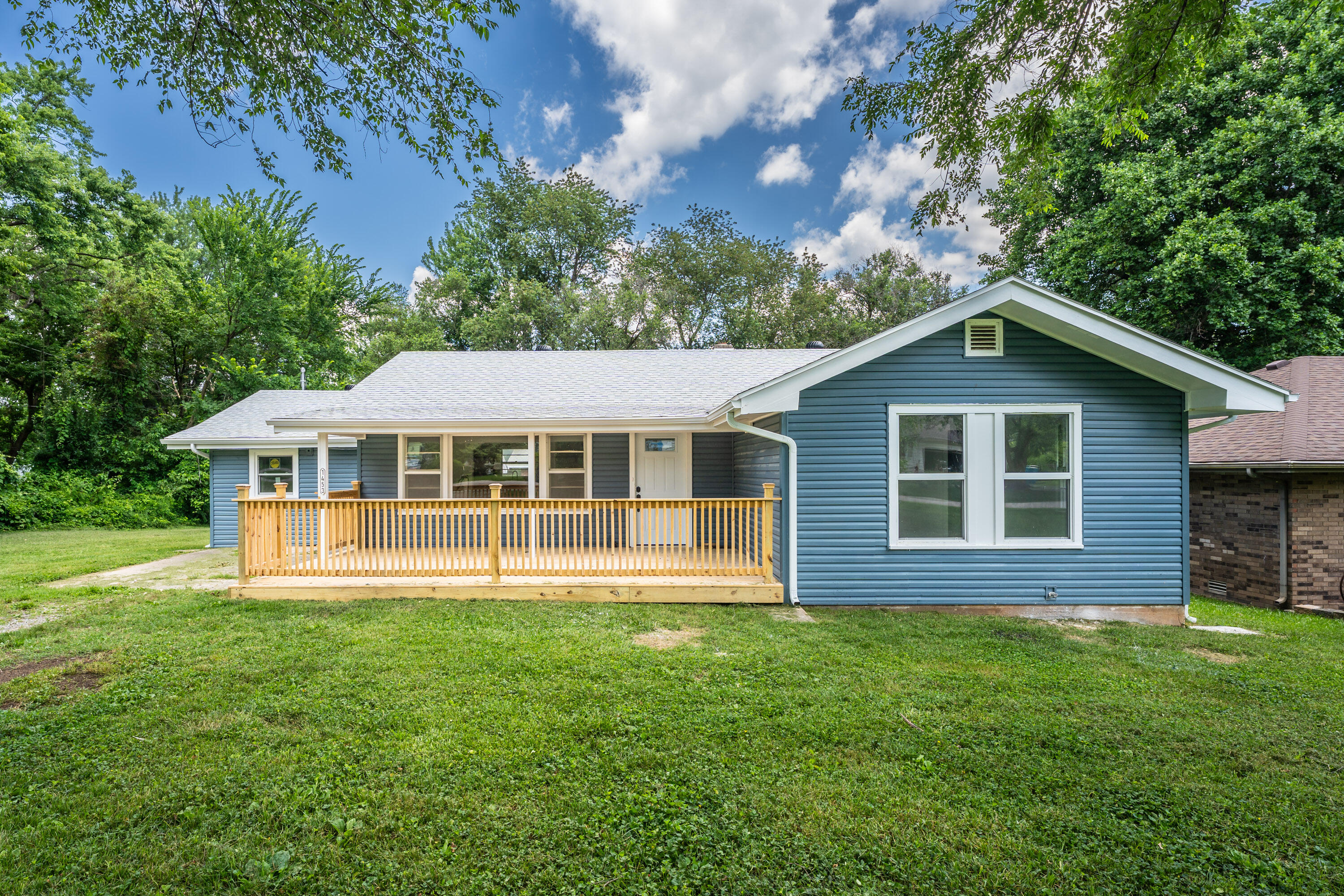 1453 East Livingston Street Property Photo 1