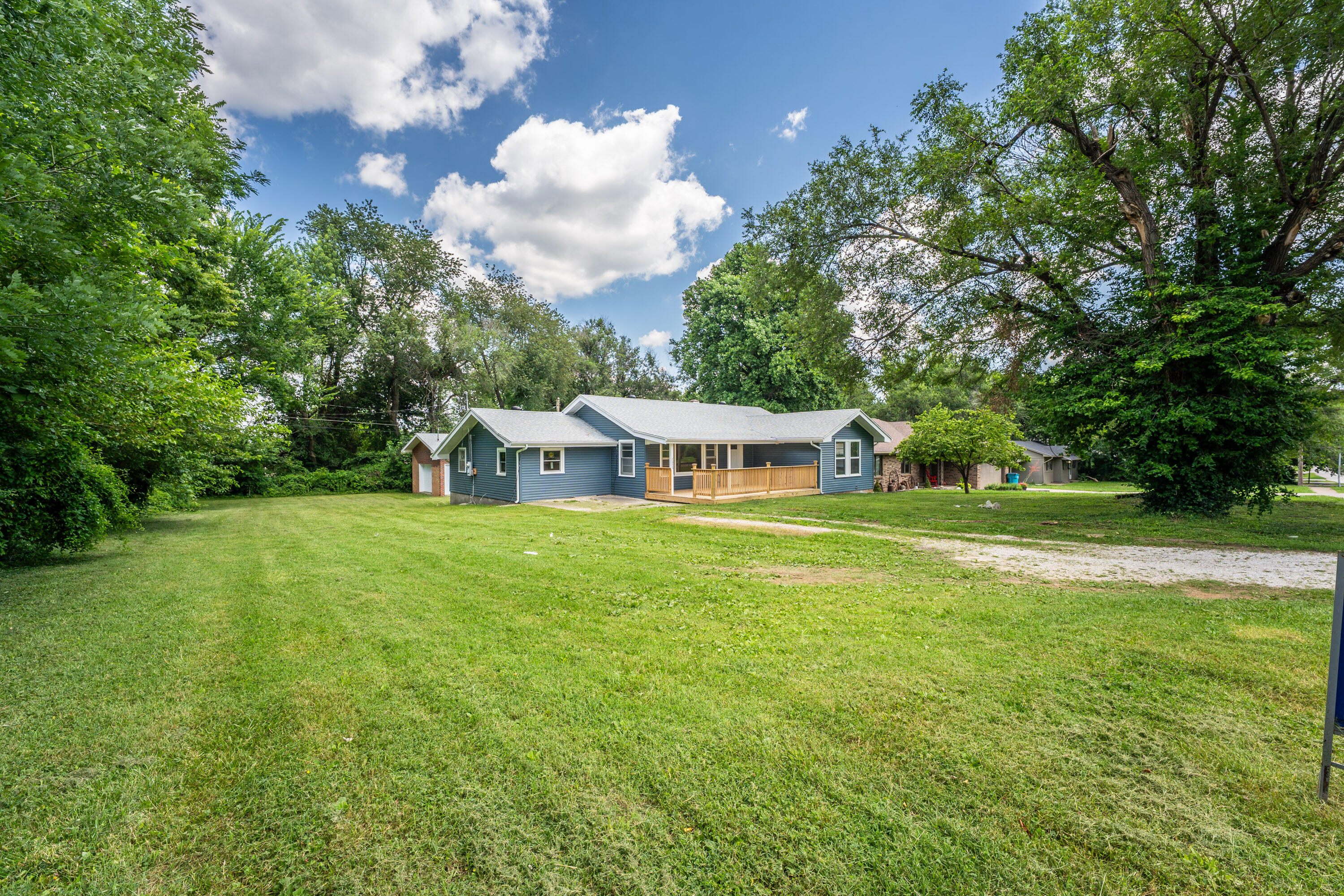 1453 East Livingston Street Property Photo 2