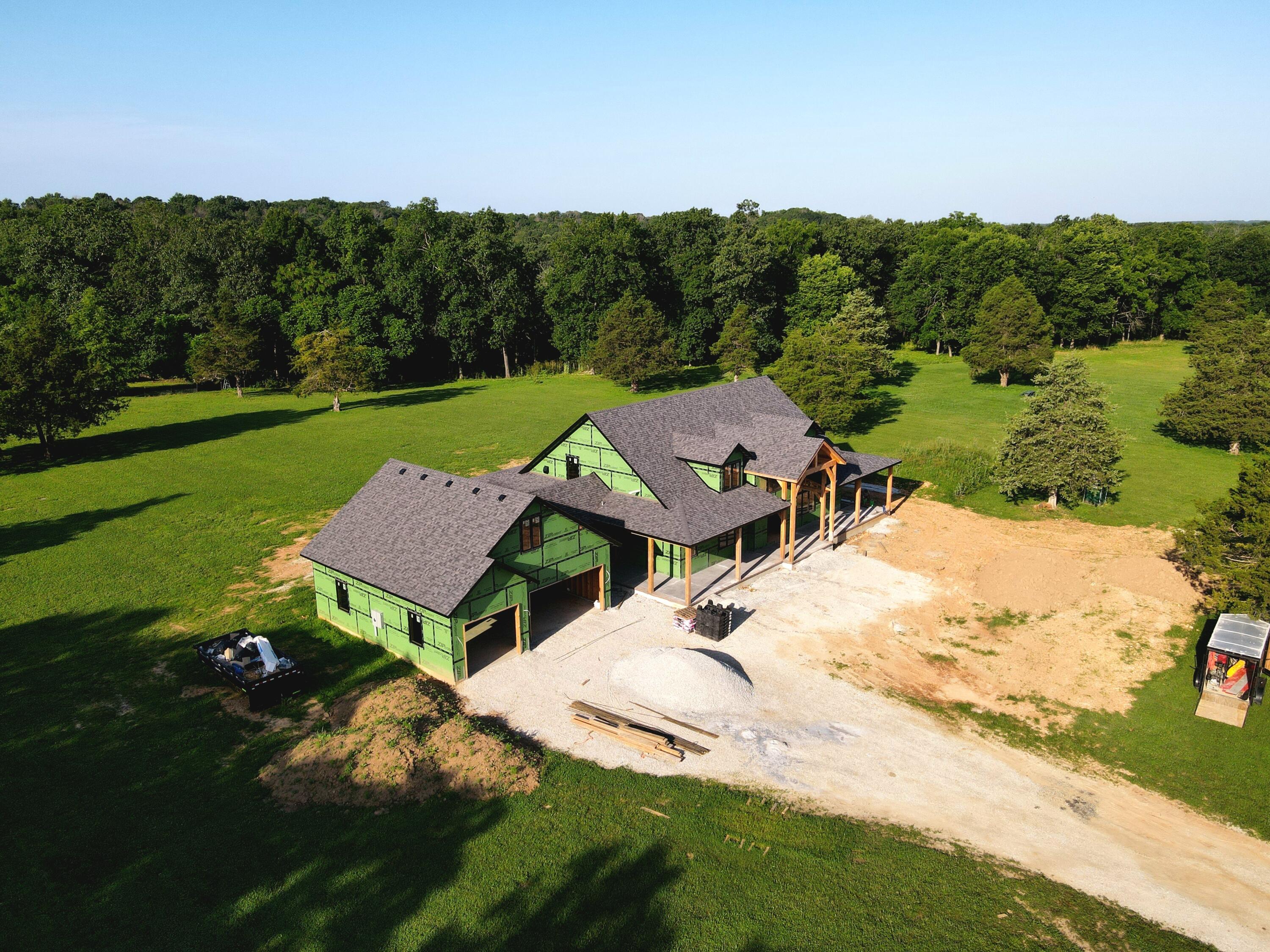 125 Riverpointe View Property Photo 5