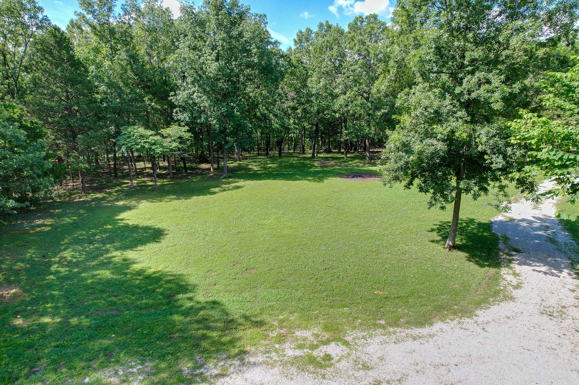 5253 East Farm Road 52 Property Photo 16