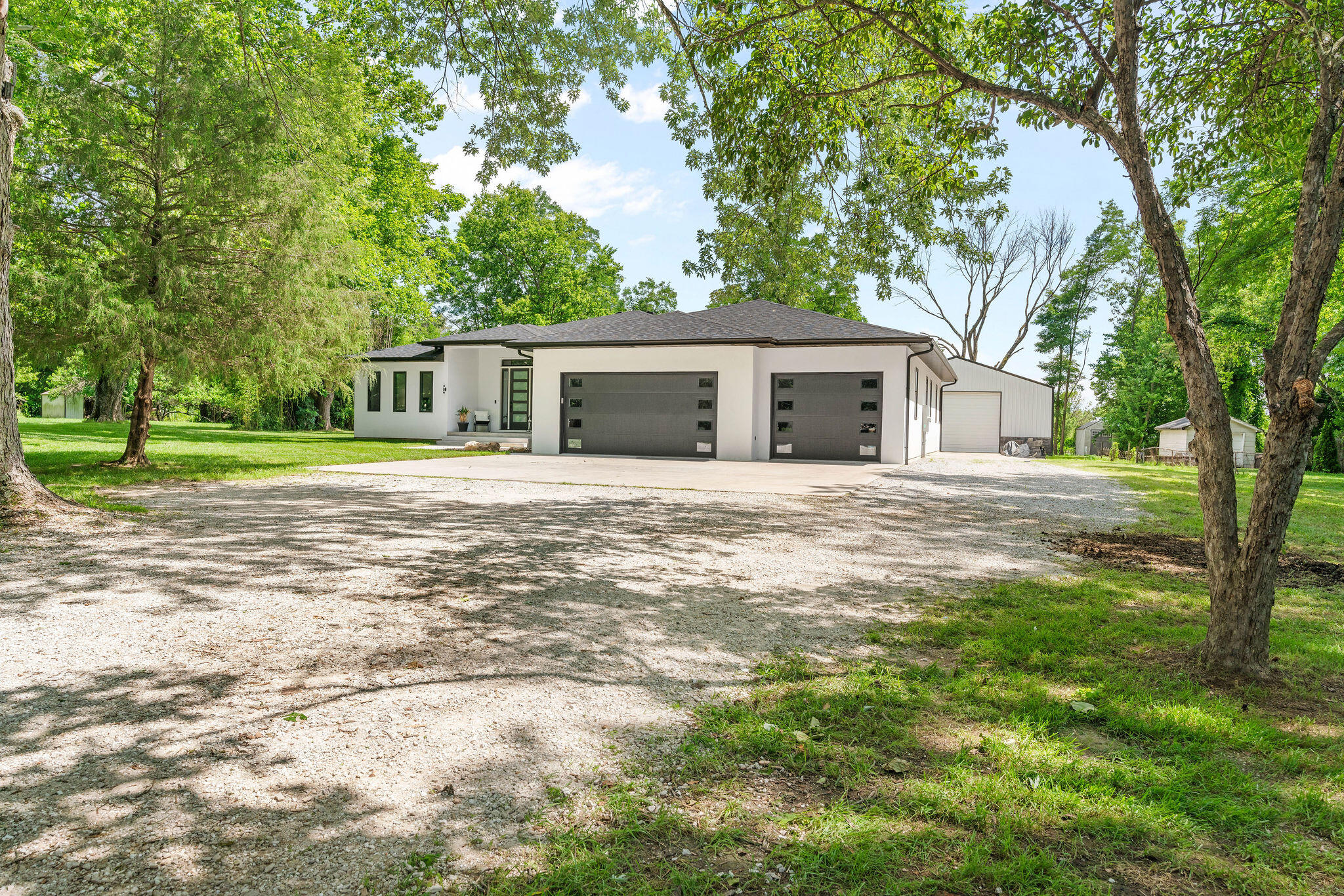 2538 East Farm Rd 188 Property Photo 3