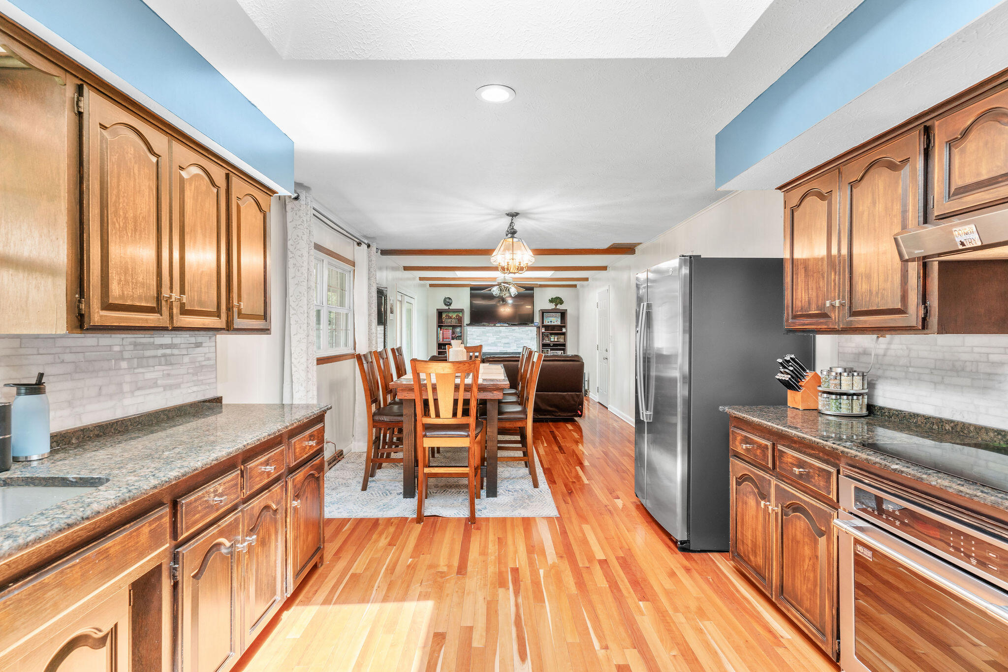 1159 South Belcrest Avenue Property Photo 12