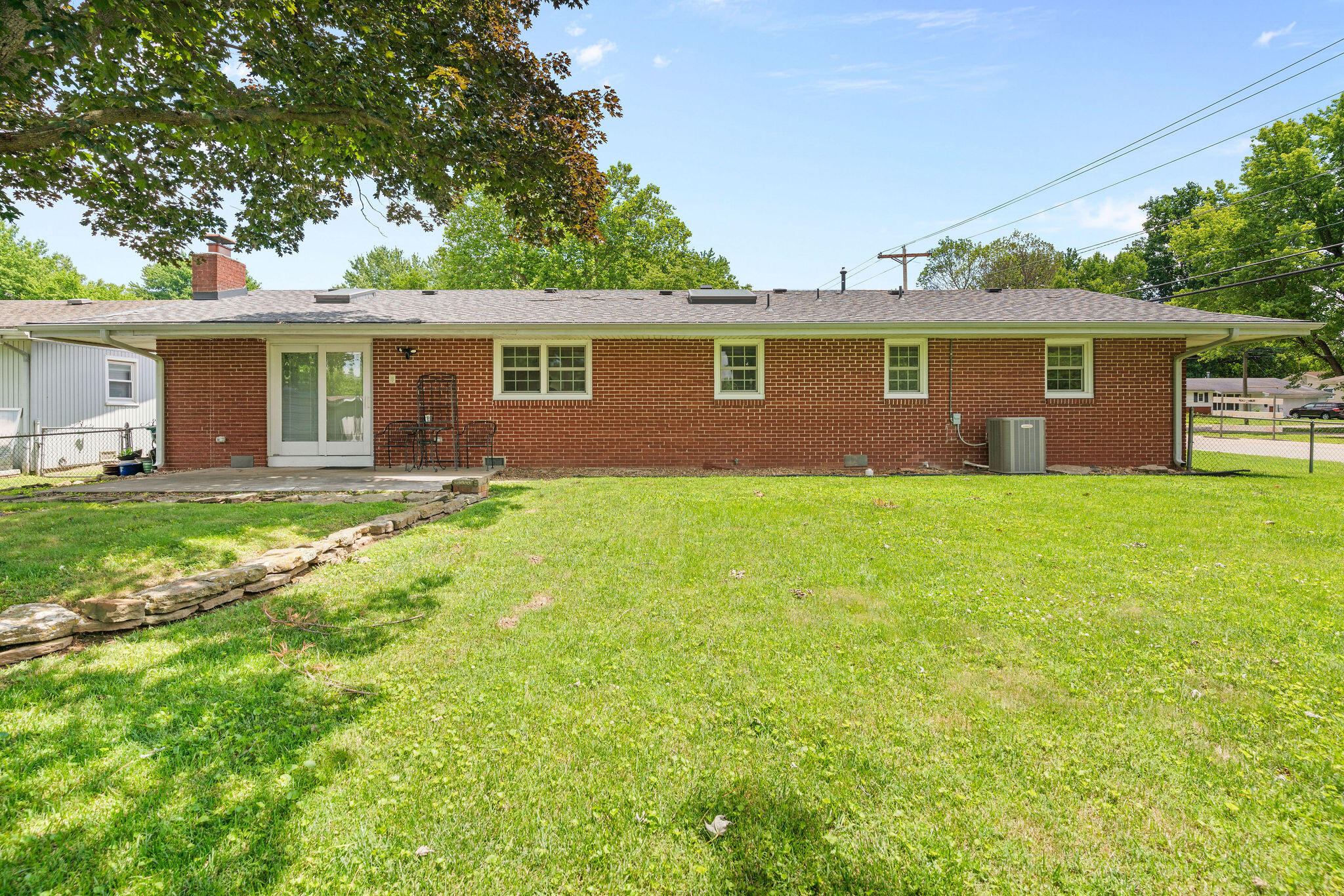 1159 South Belcrest Avenue Property Photo 25