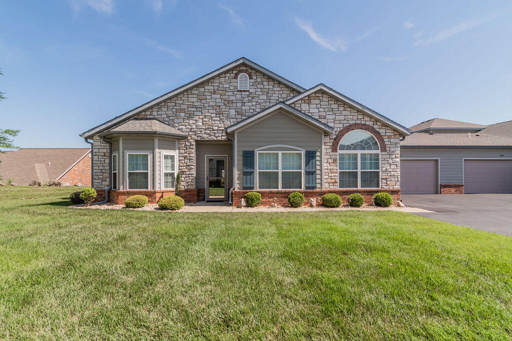 153 Rue De Villas Circle Property Photo 1