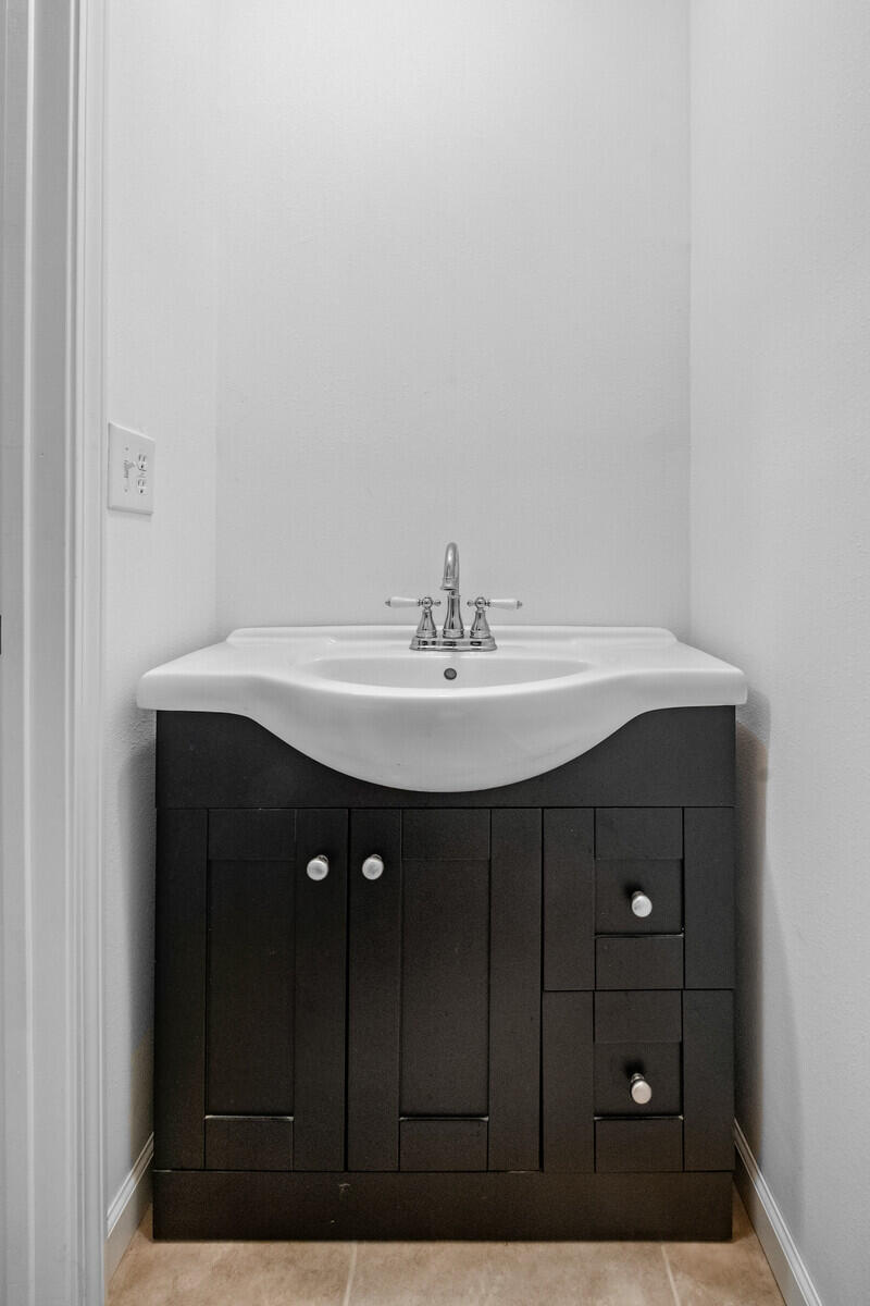 587 Pine Tree Drive Property Photo 25