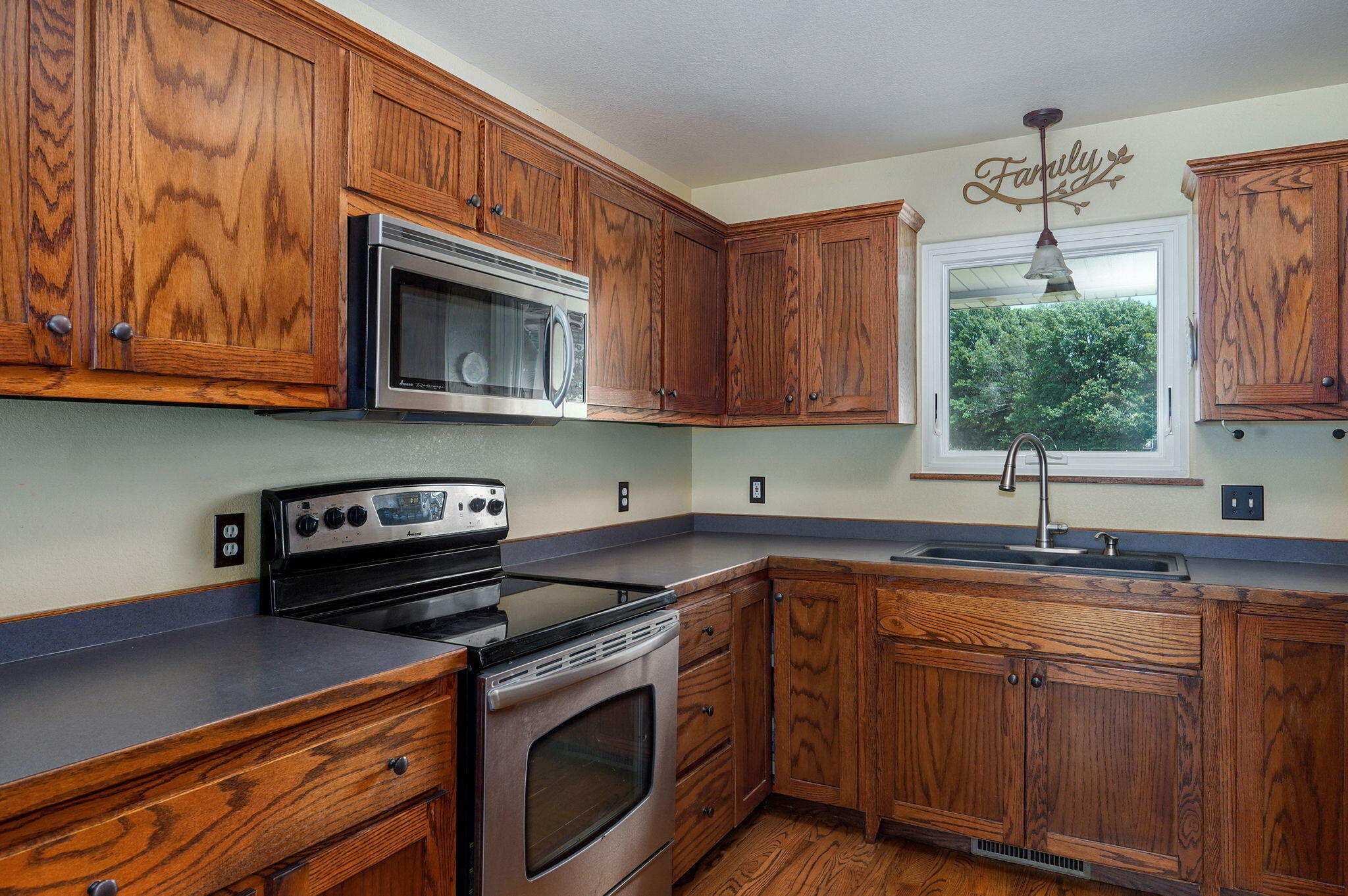14521 Lawrence 2145 Property Photo 18