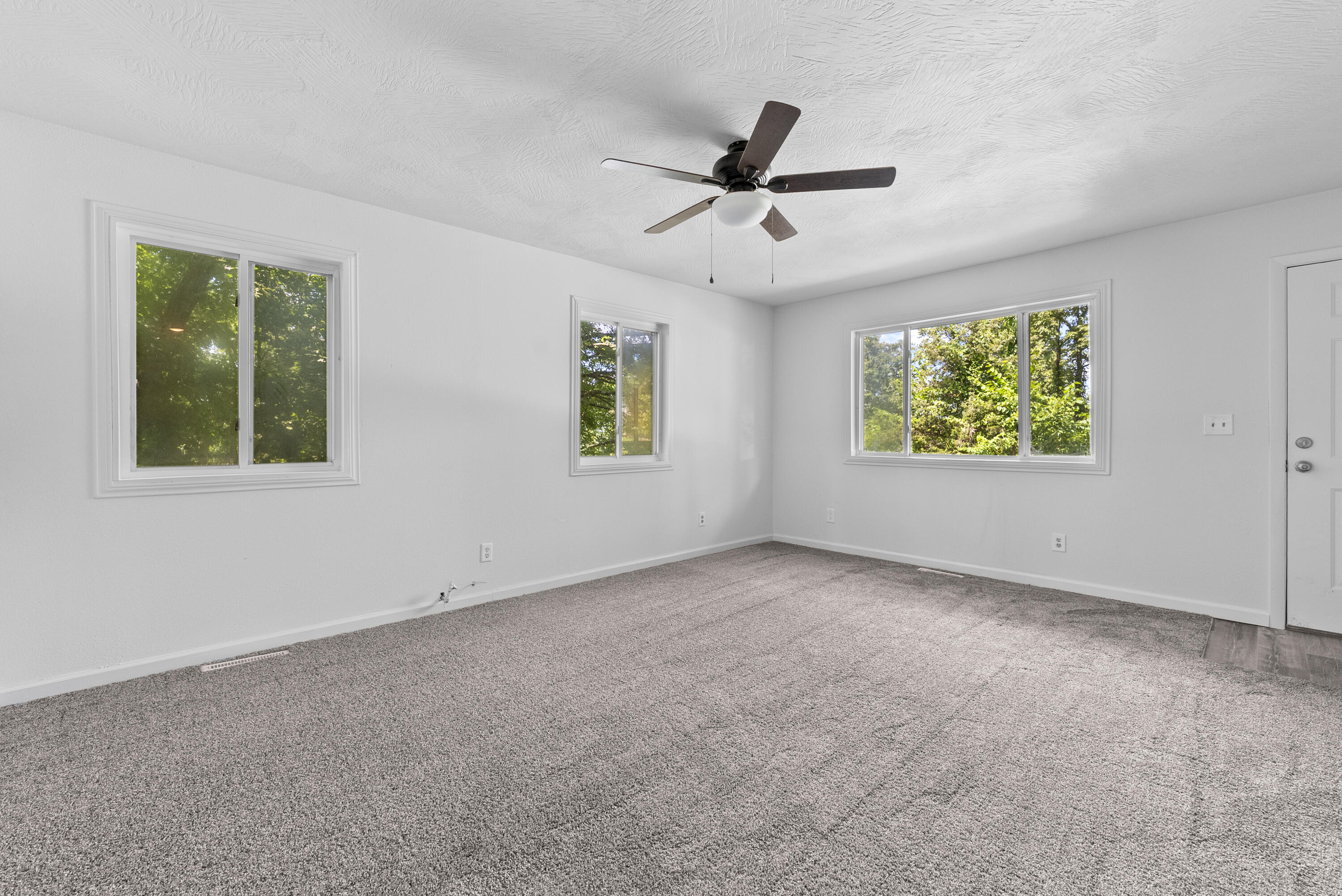 244 Sioux Lane Property Photo 7