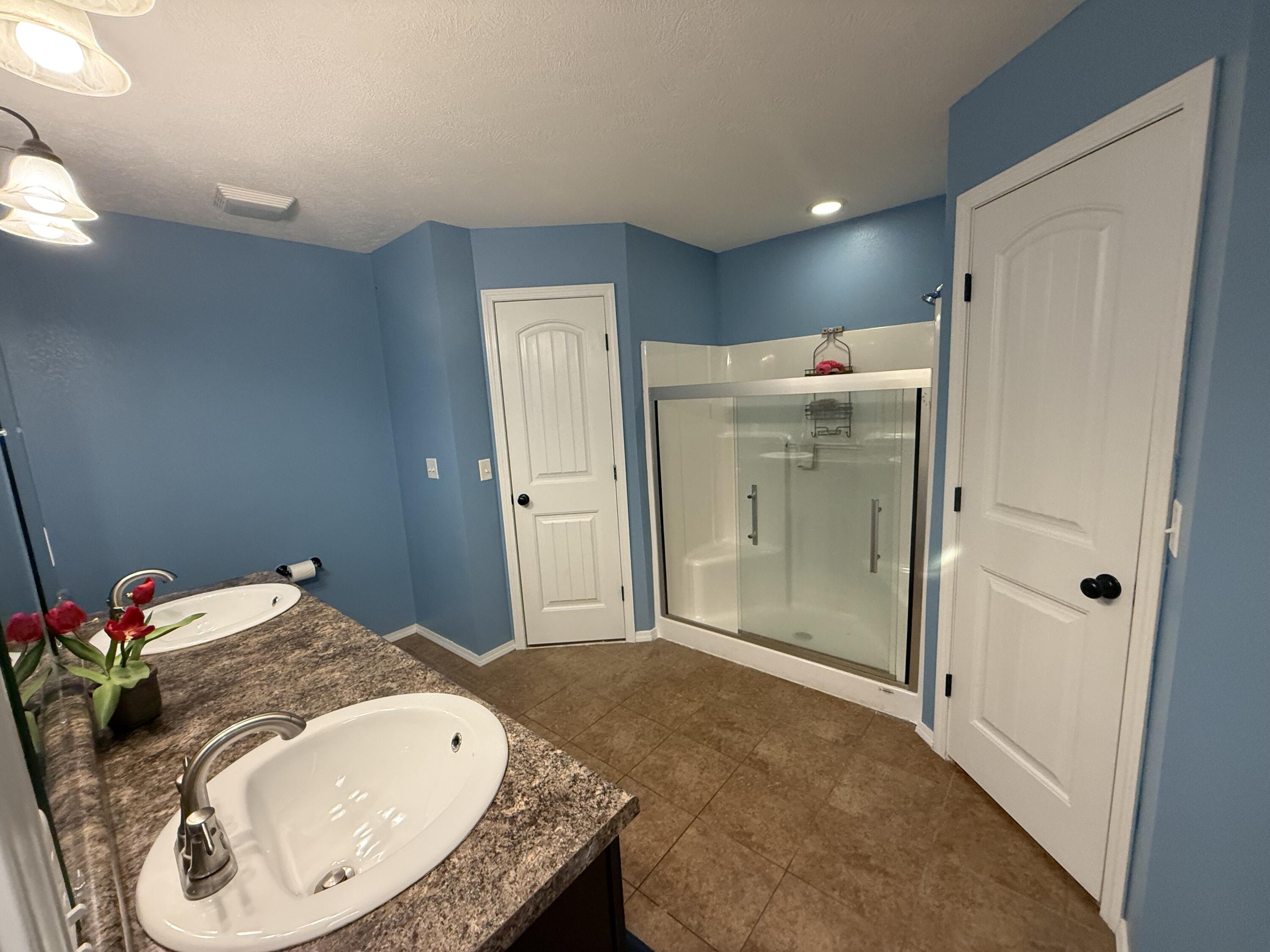 3346 South Cottage Avenue Property Photo 9