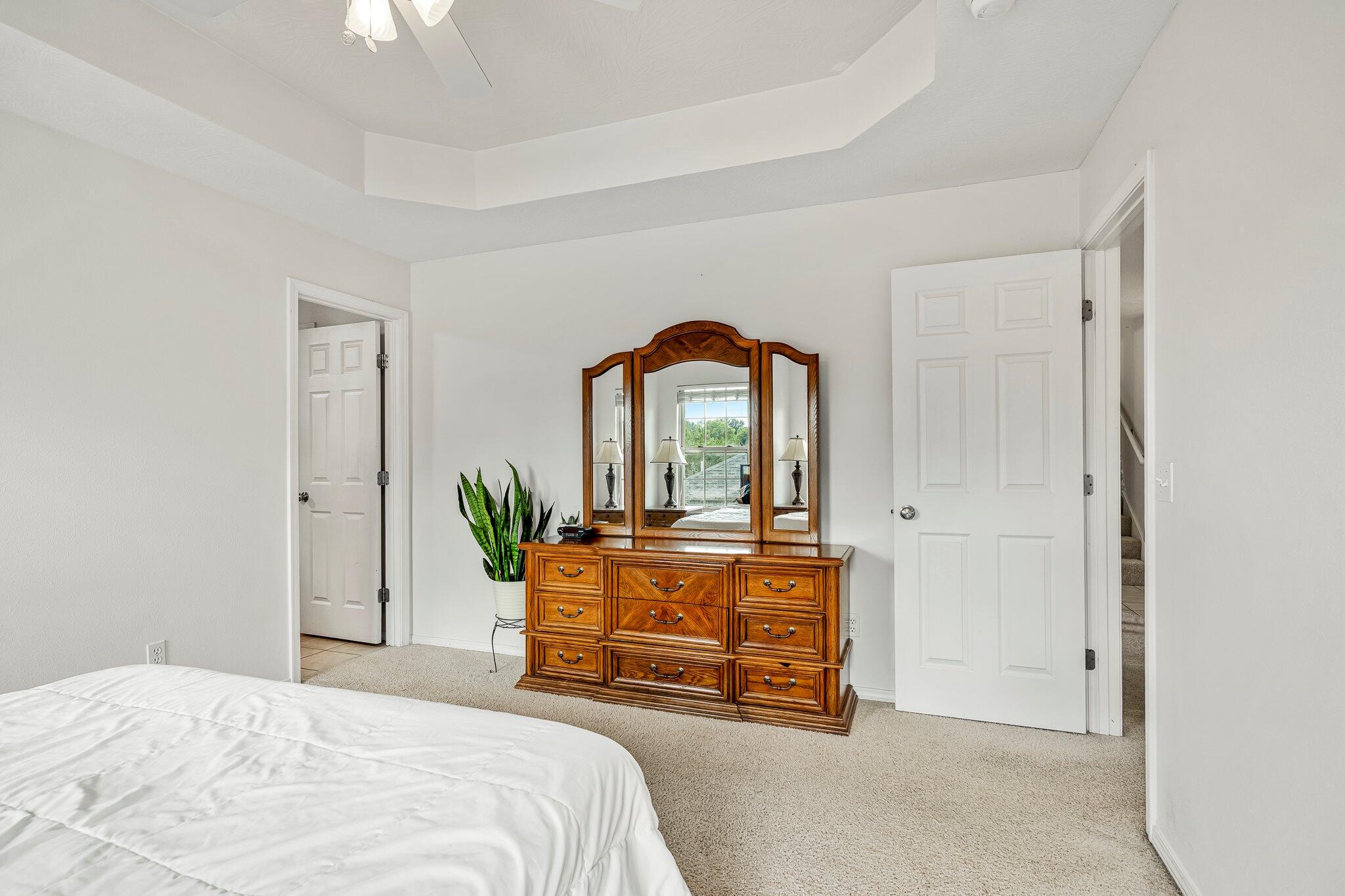 136 West Silver Oak Street Property Photo 14