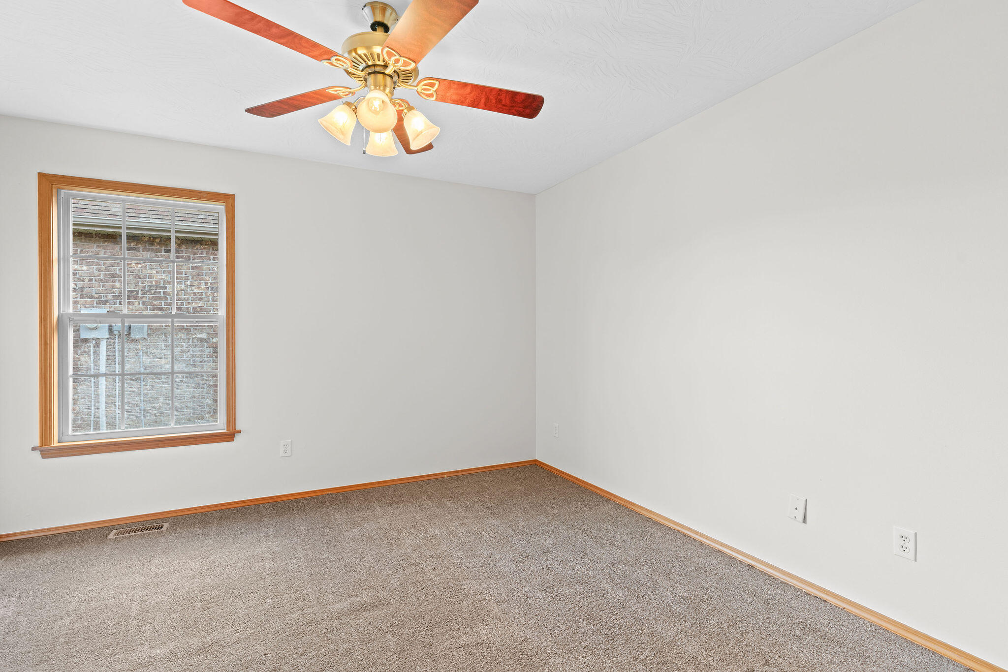3957 North Springlawn Avenue Property Photo 24