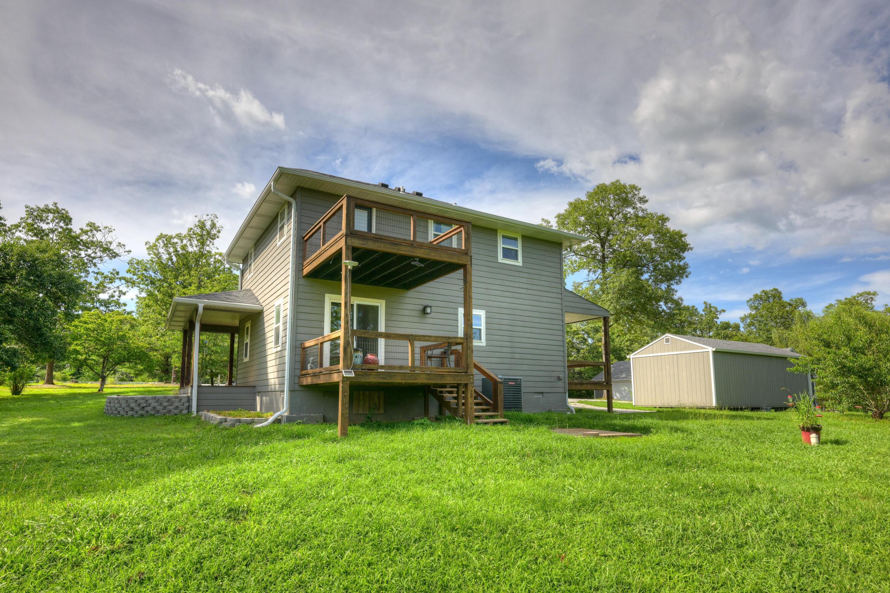476 Pine Tree Drive Property Photo 7
