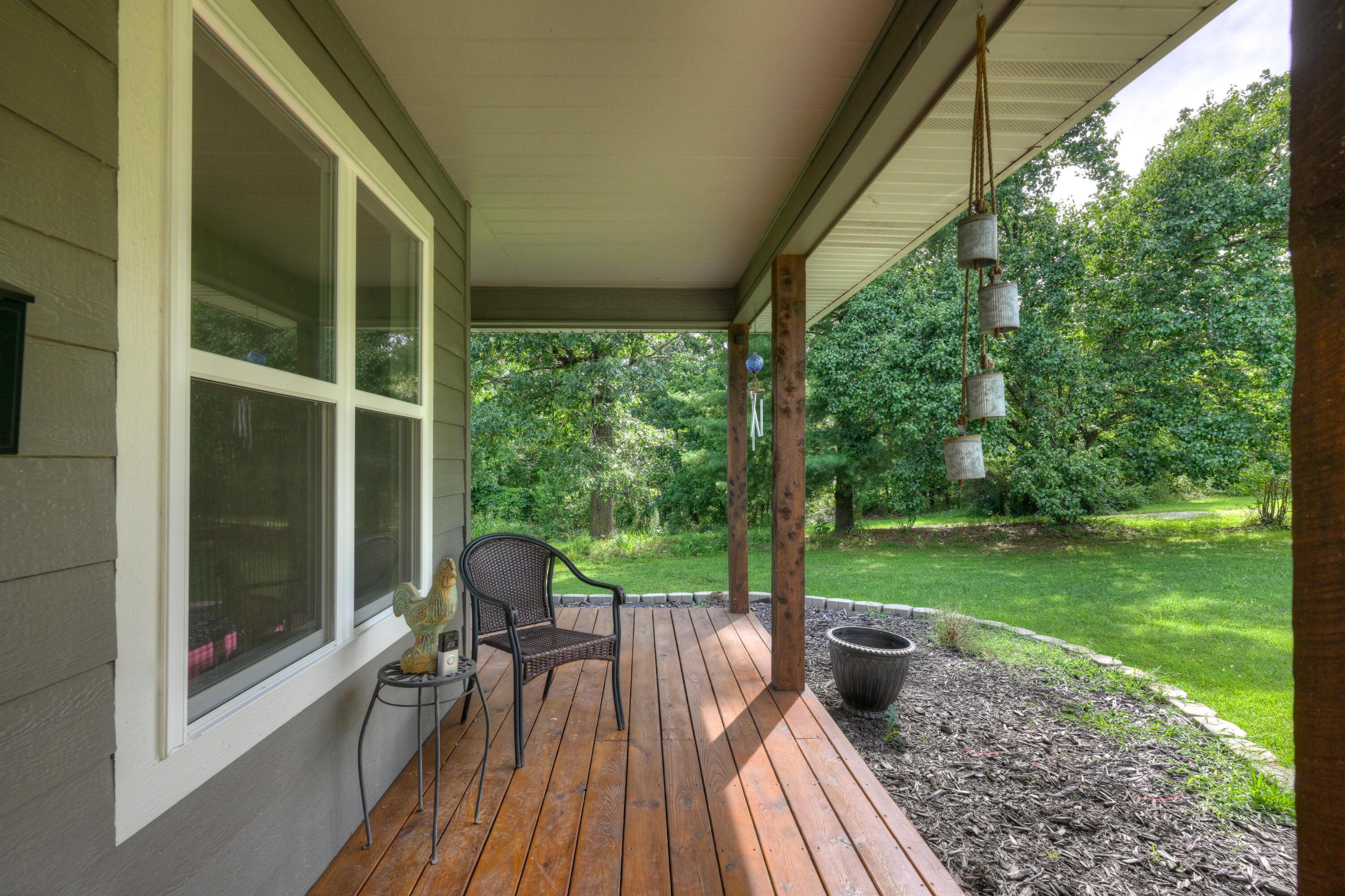 476 Pine Tree Drive Property Photo 11