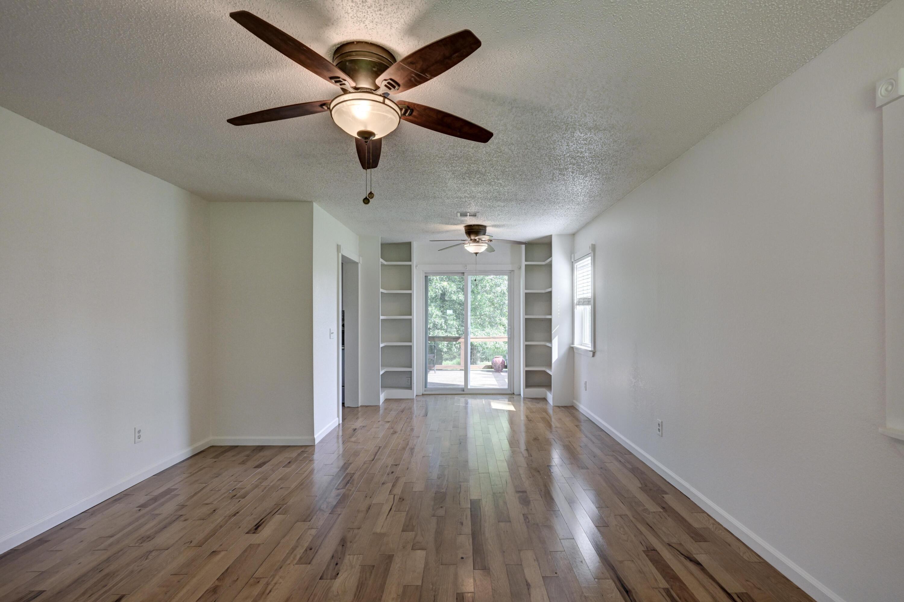 476 Pine Tree Drive Property Photo 14