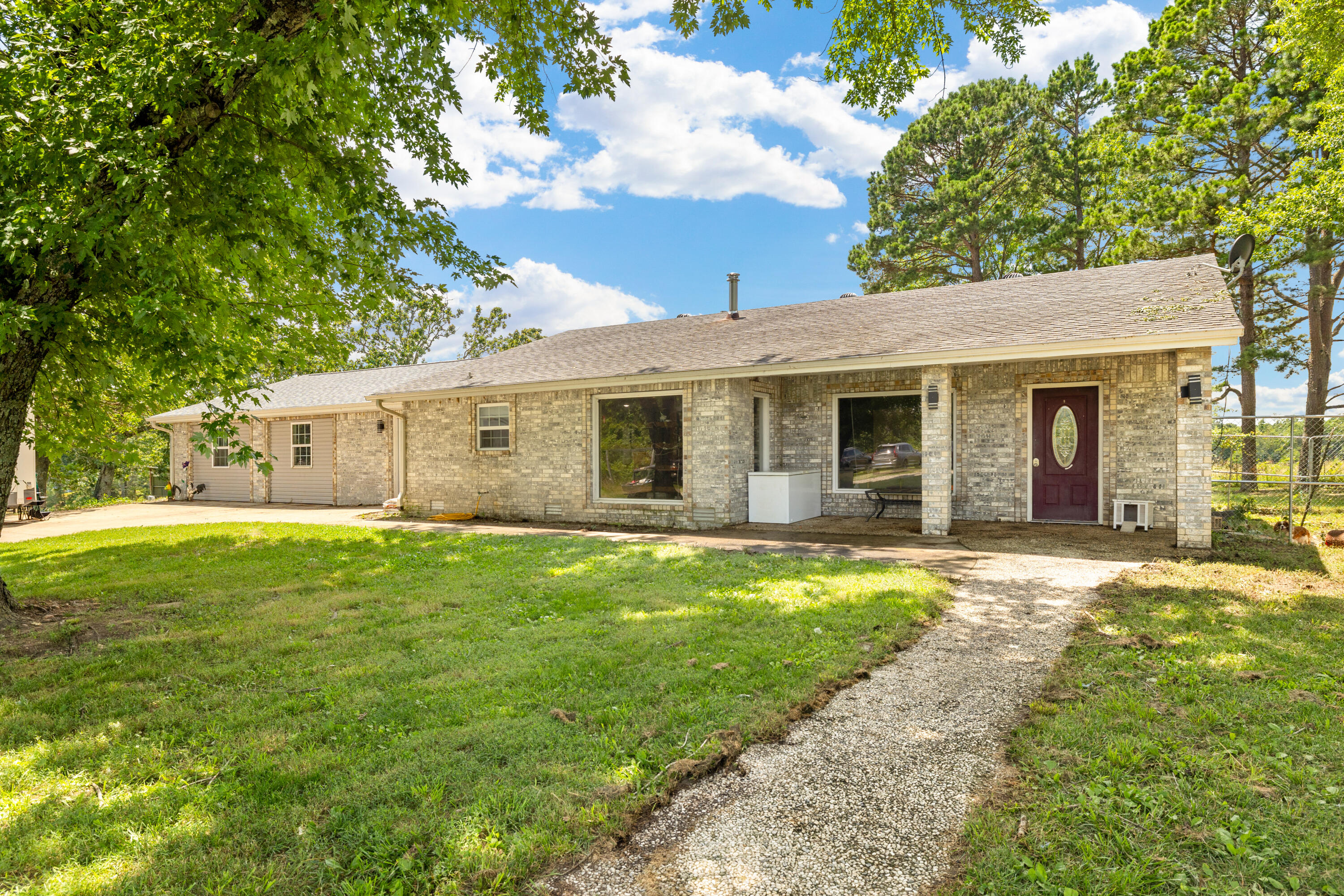 2080 State Route 14 Property Photo 4