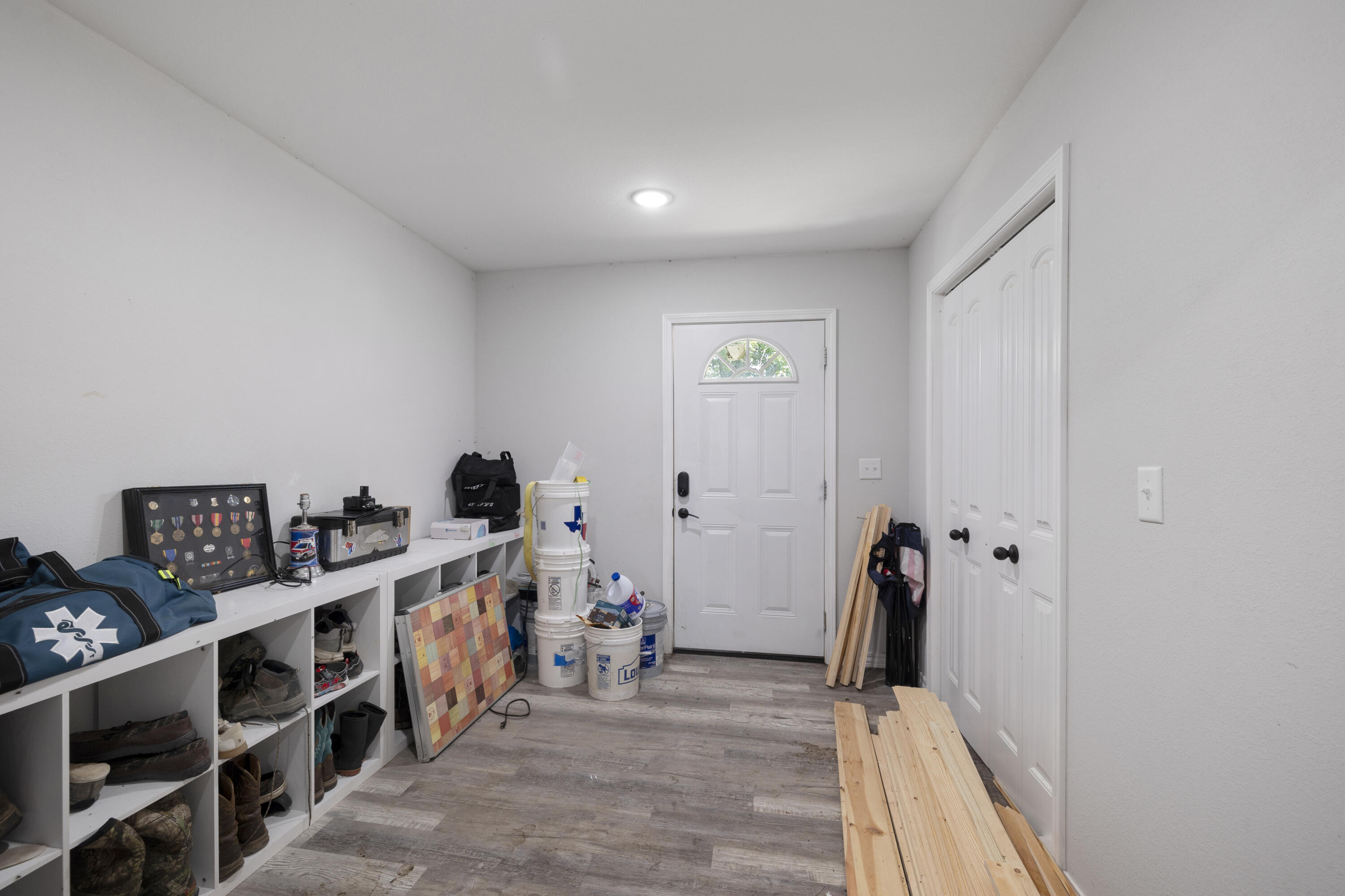 2080 State Route 14 Property Photo 9