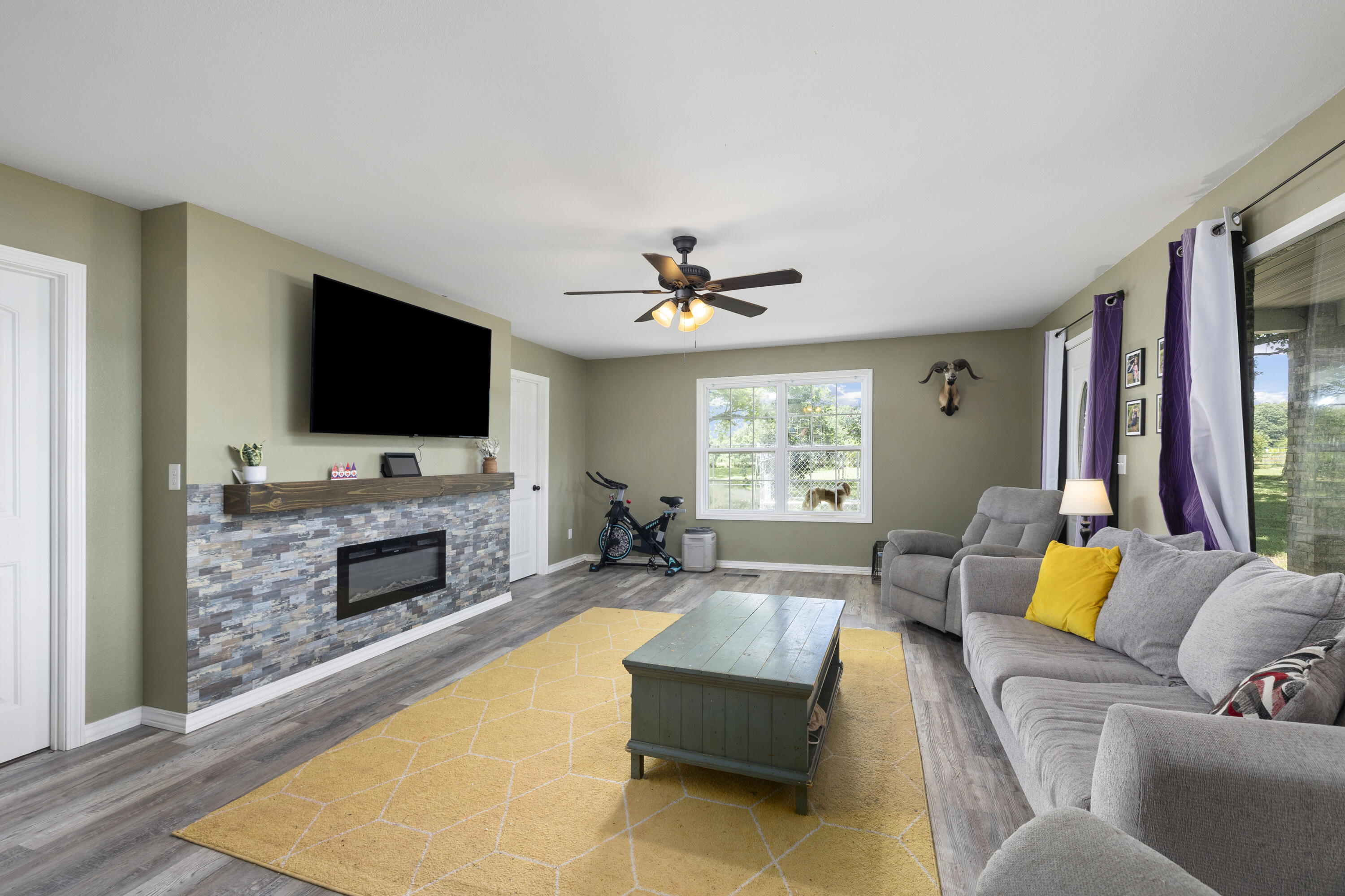 2080 State Route 14 Property Photo 17