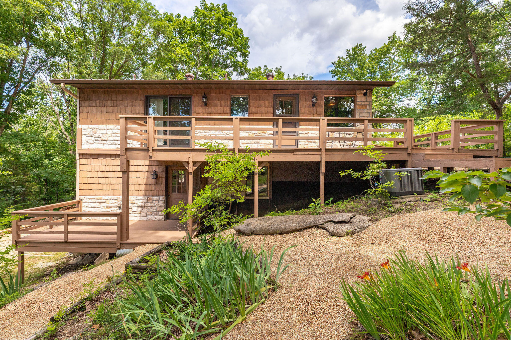 537 Watson Road Property Photo 1