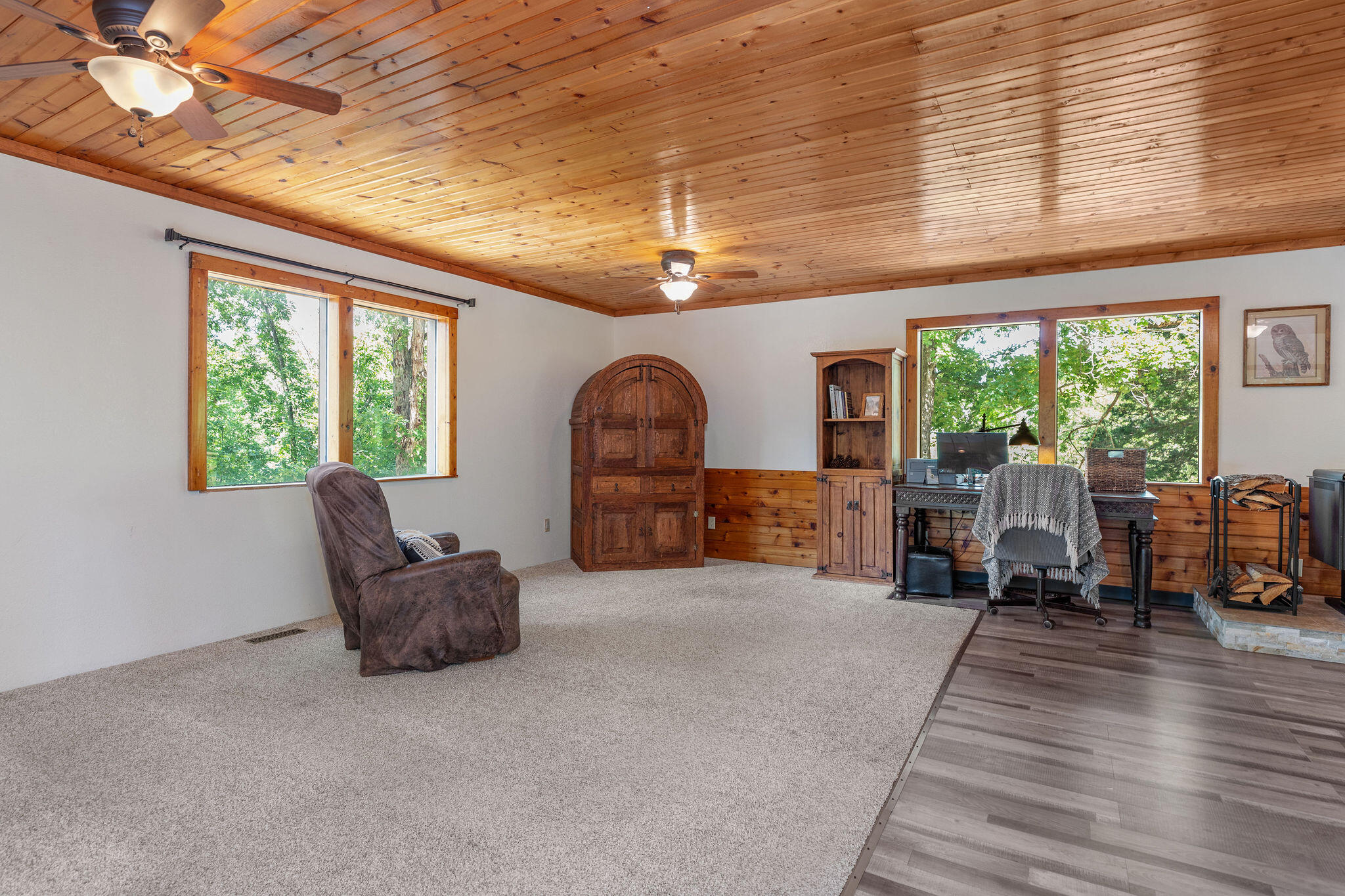 537 Watson Road Property Photo 10