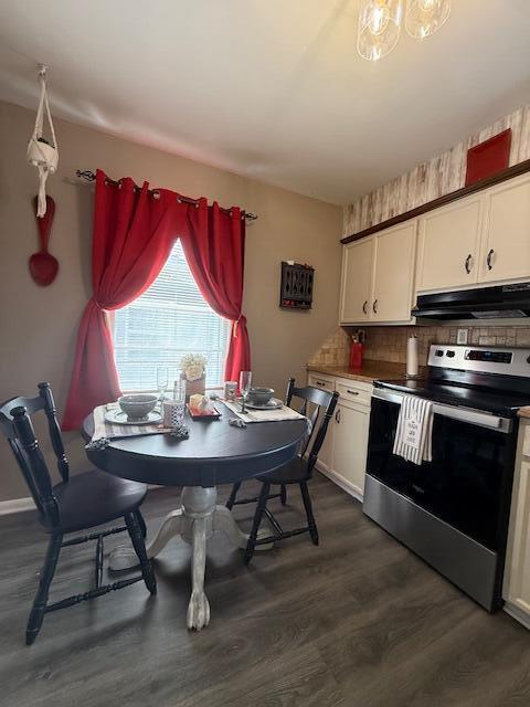 212 West Lindberg Street Property Photo 10