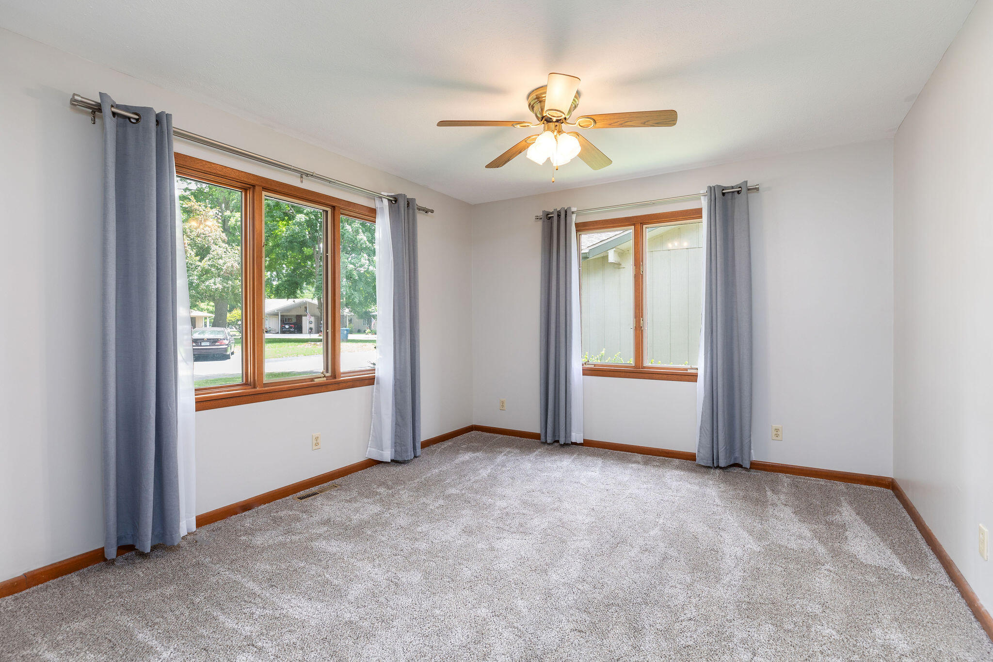 6 Maple Court Property Photo 10