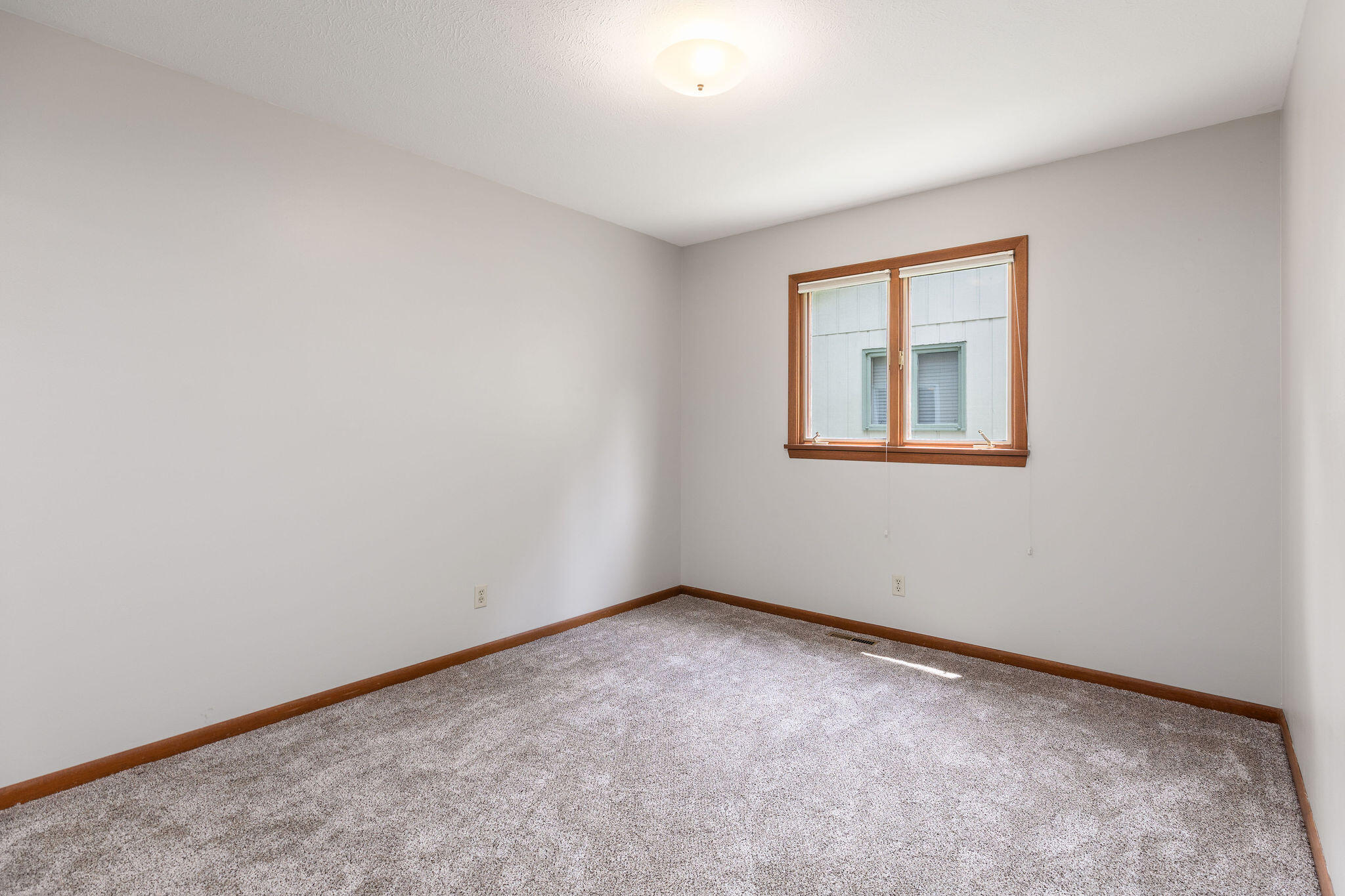 6 Maple Court Property Photo 11