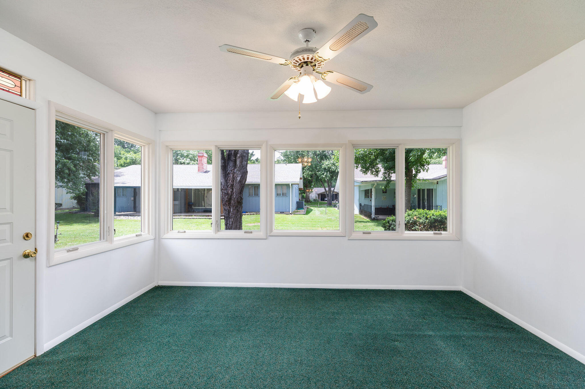 6 Maple Court Property Photo 18