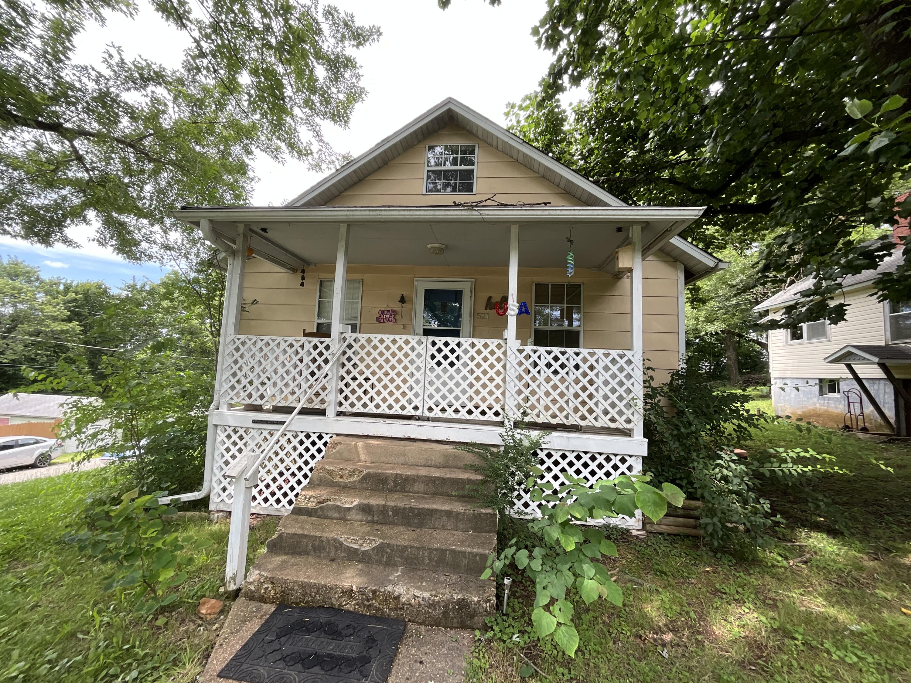 521 Worchester Property Photo 2