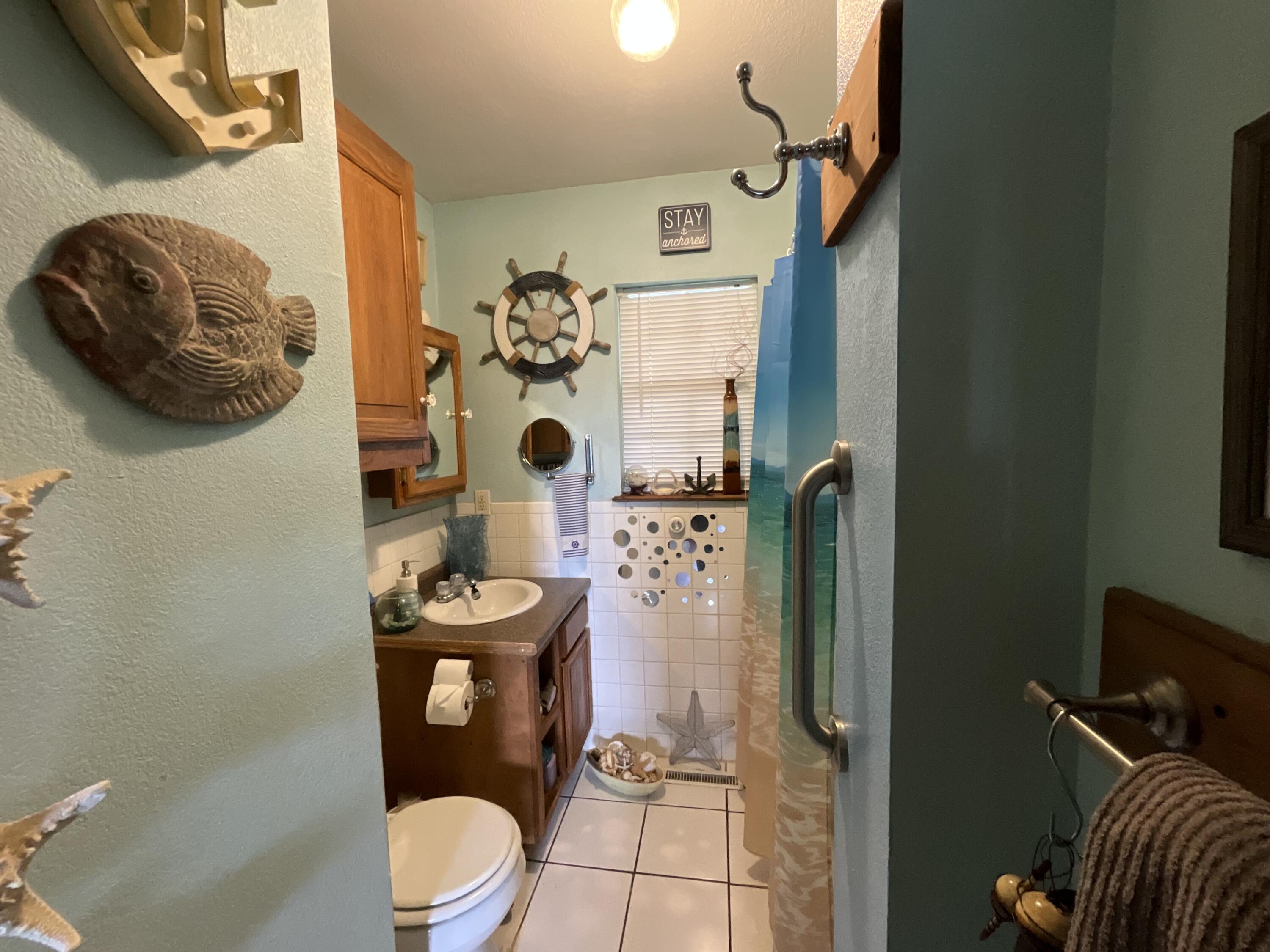 521 Worchester Property Photo 11