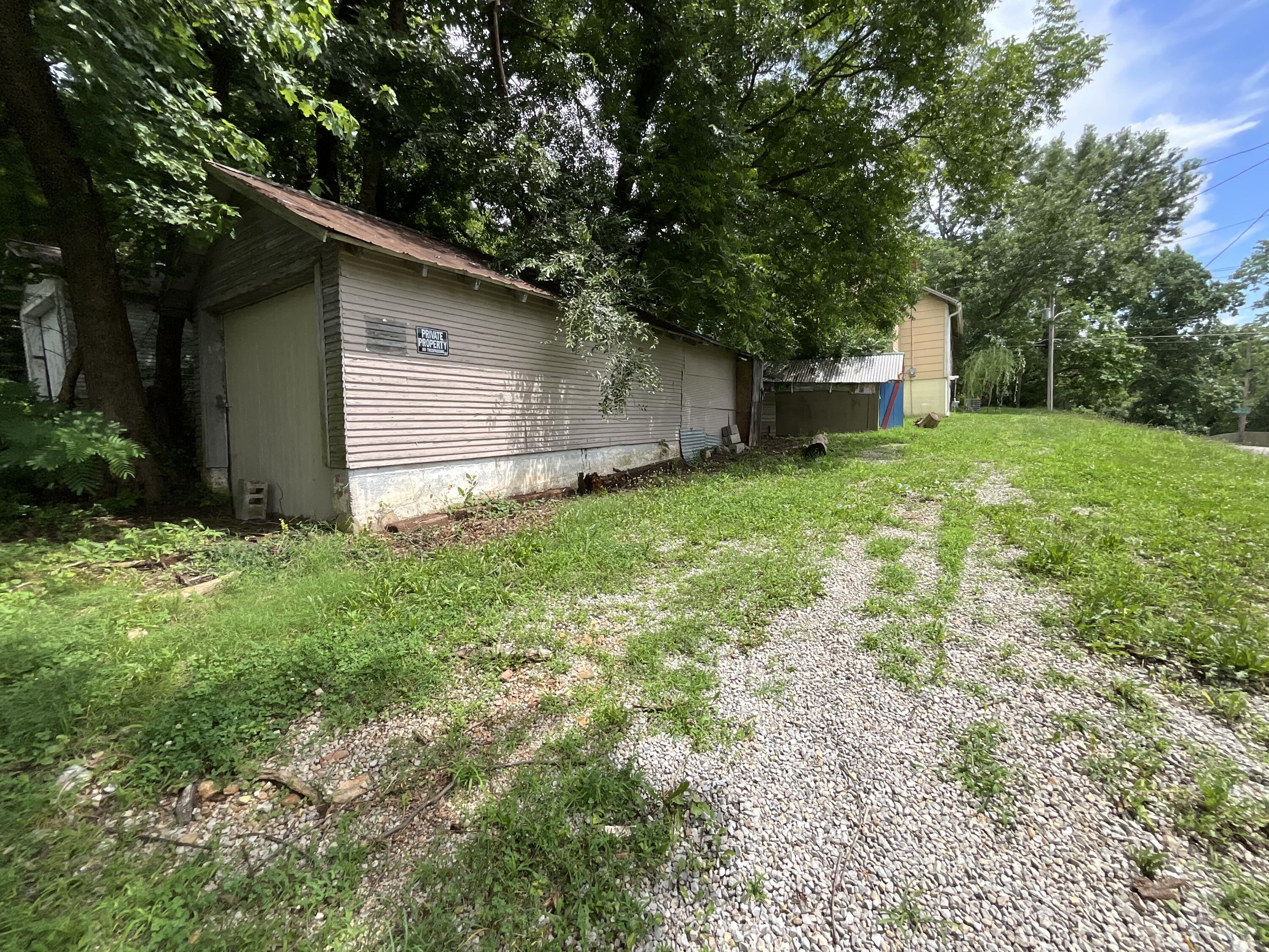 521 Worchester Property Photo 20