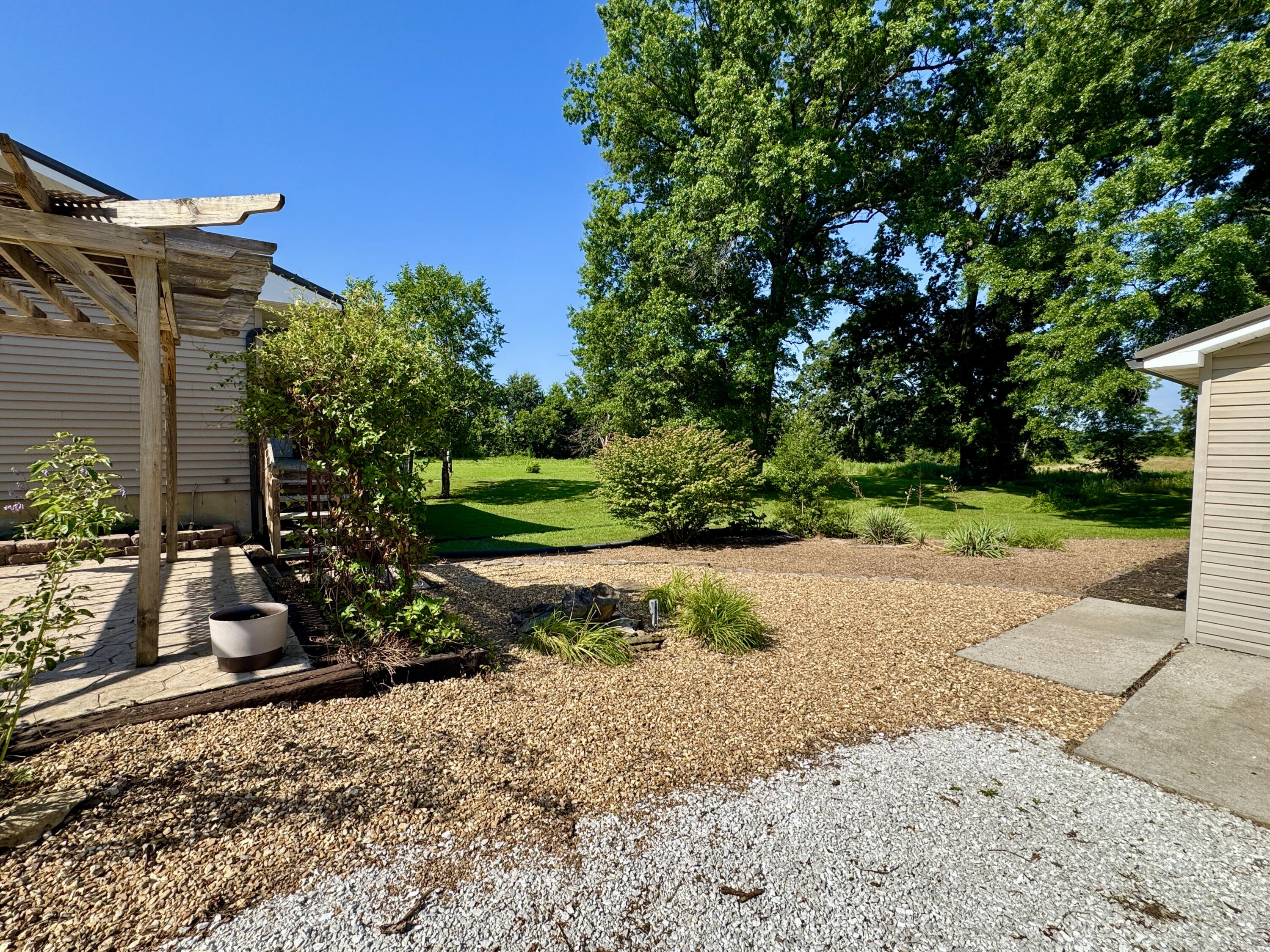 10210 South 1625 Road Property Photo 6