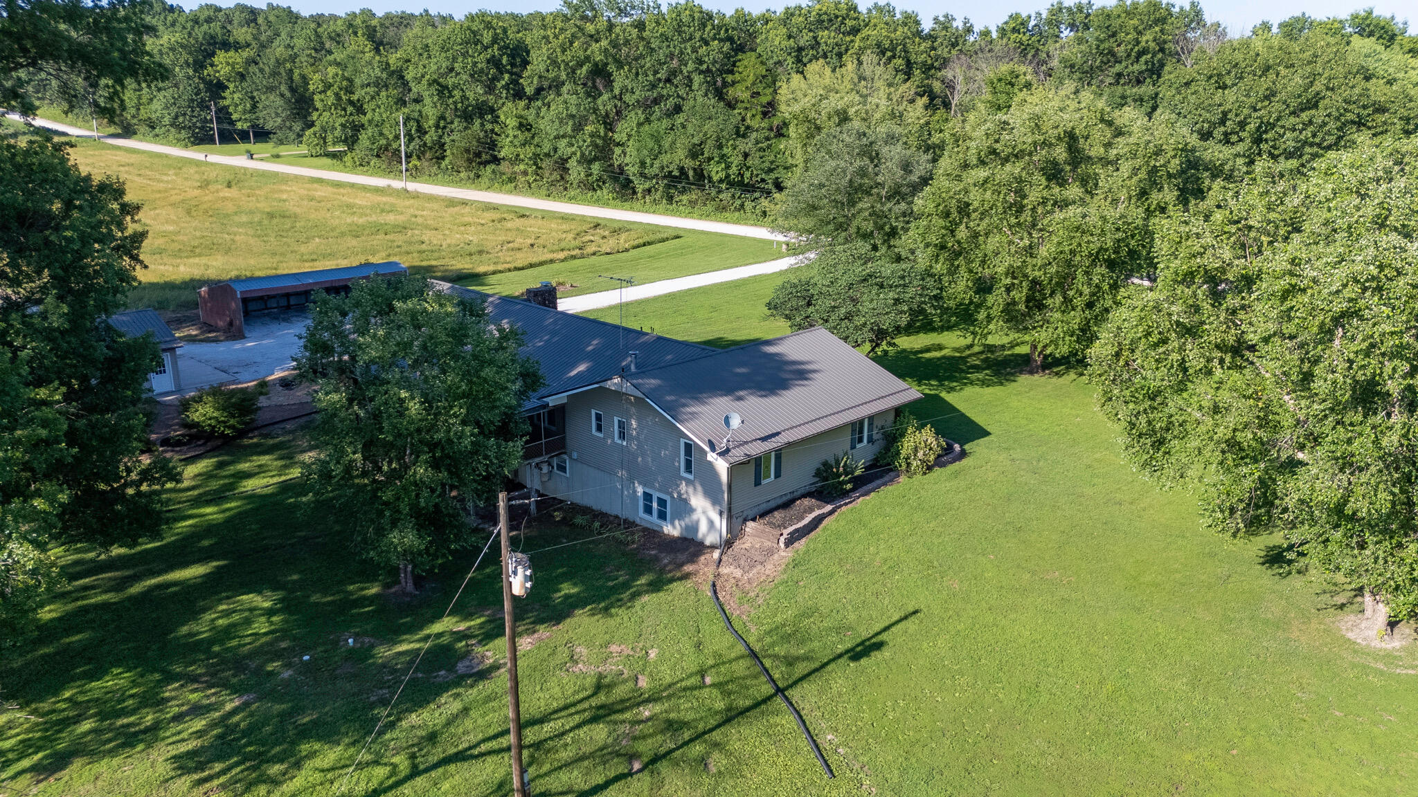 10210 South 1625 Road Property Photo 11