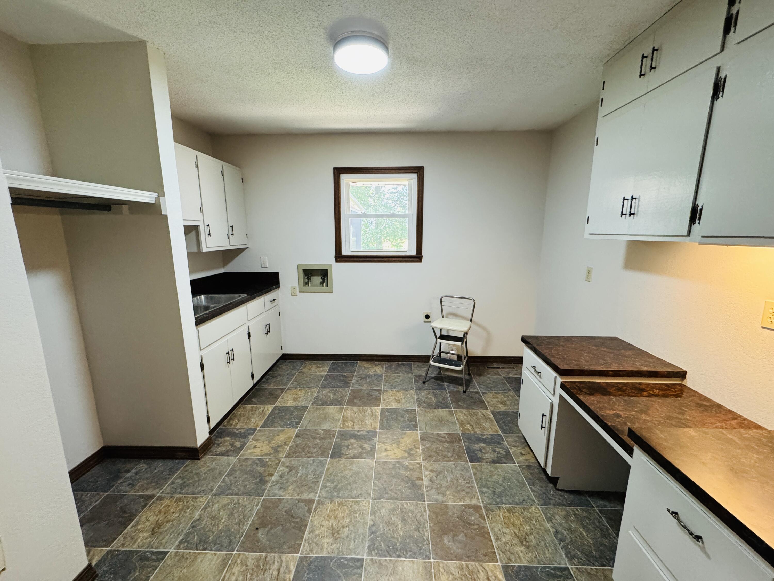 10210 South 1625 Road Property Photo 22