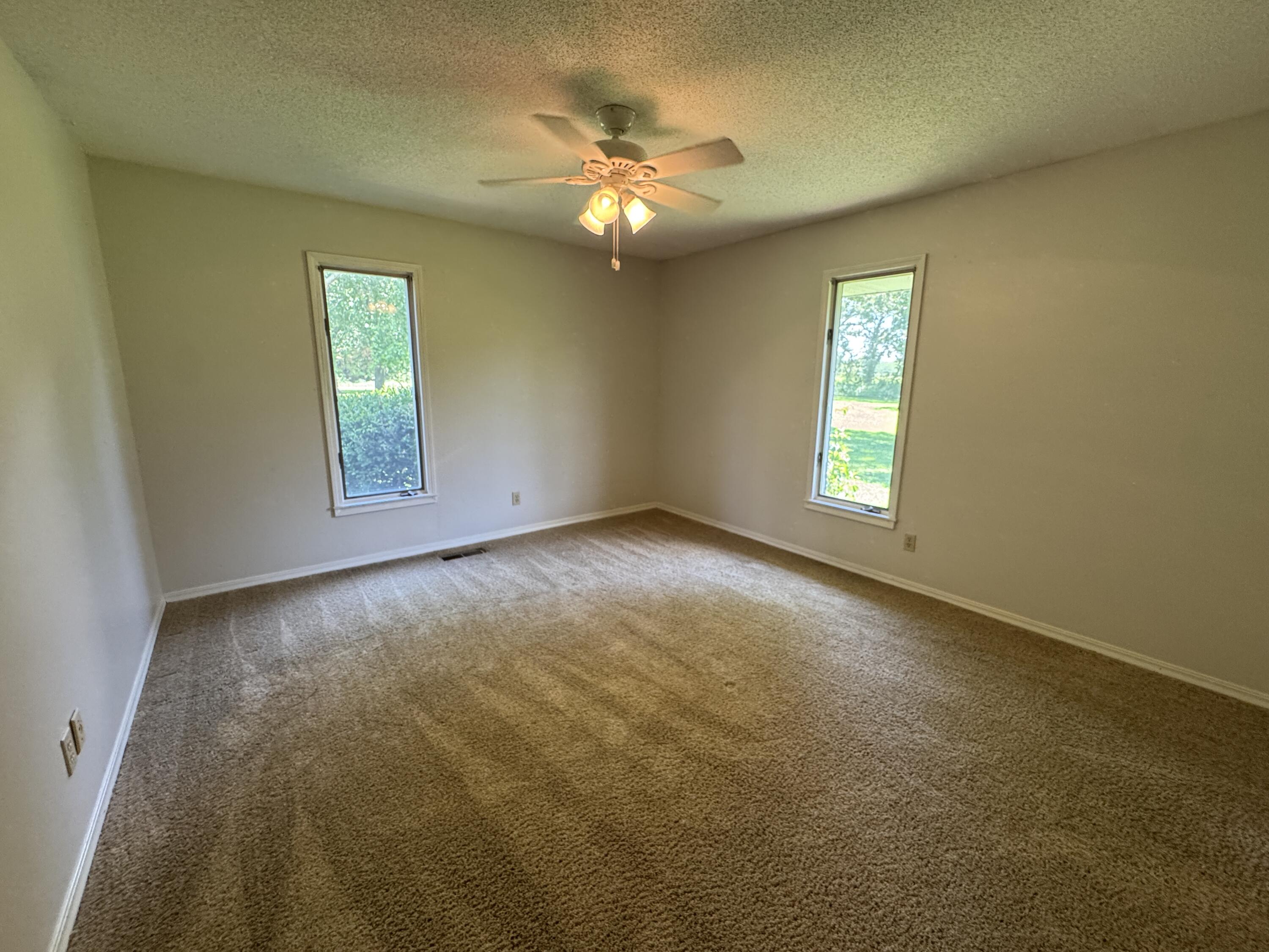 10210 South 1625 Road Property Photo 36