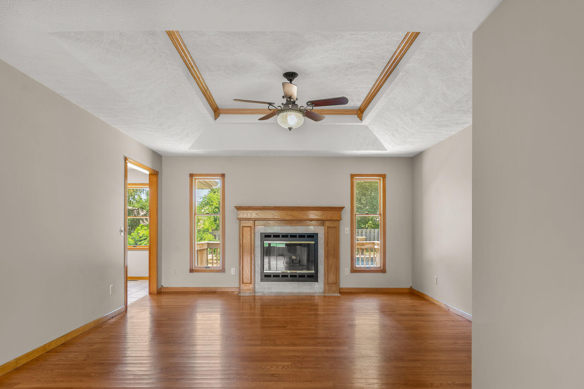 2155 West Vincent Street Property Photo 6