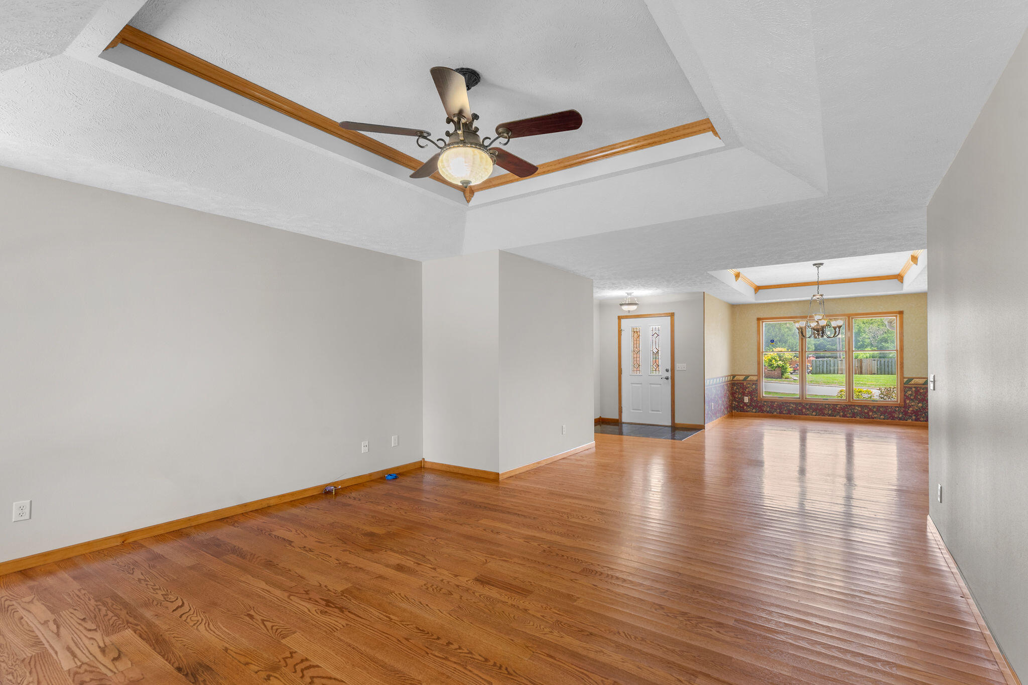 2155 West Vincent Street Property Photo 8