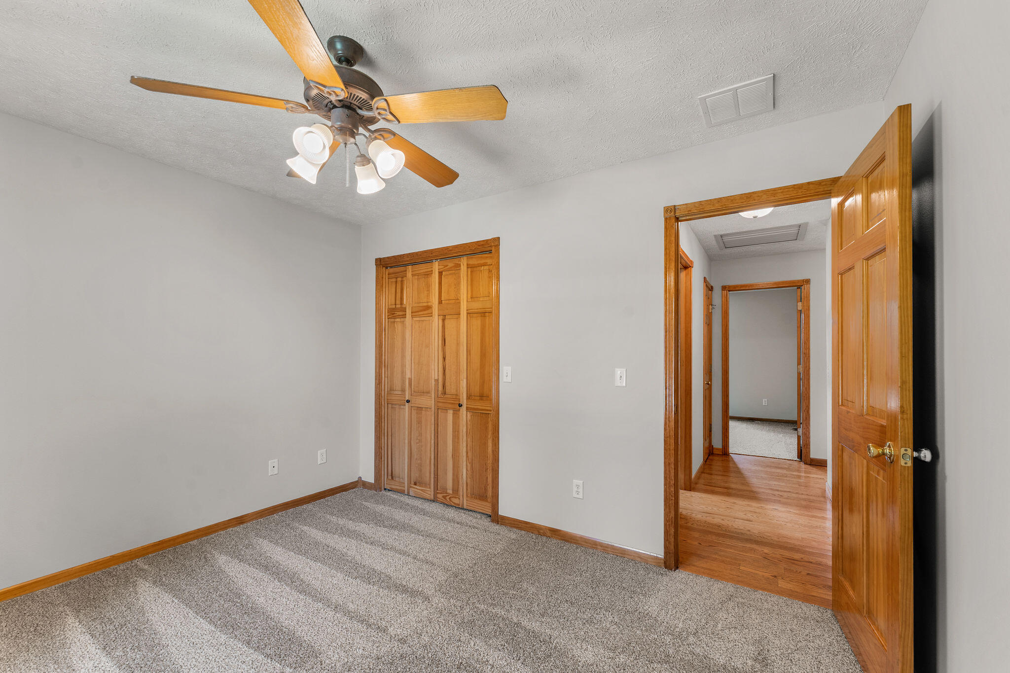 2155 West Vincent Street Property Photo 25